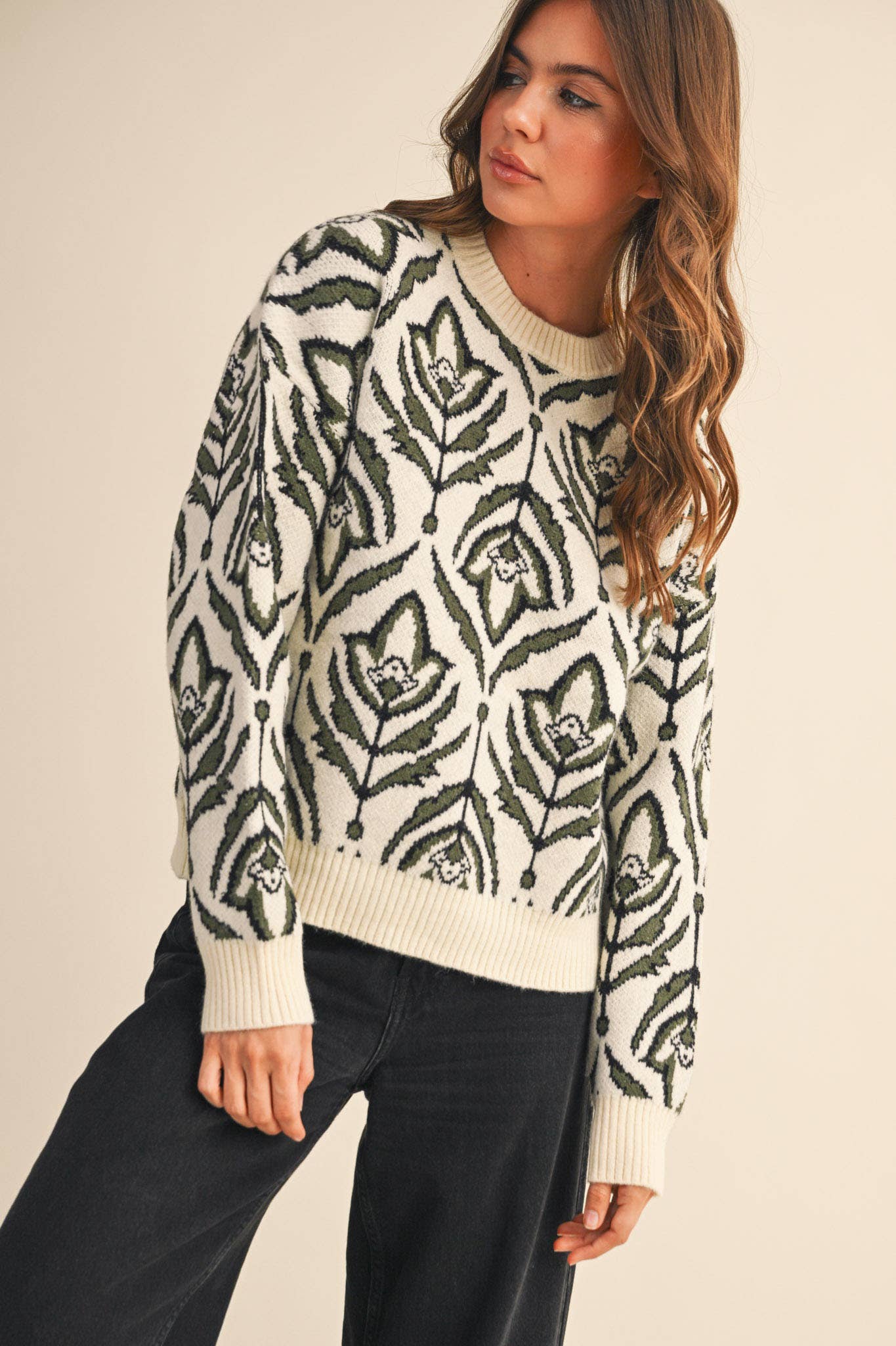 FLORAL PATTERN KNIT SWEATER