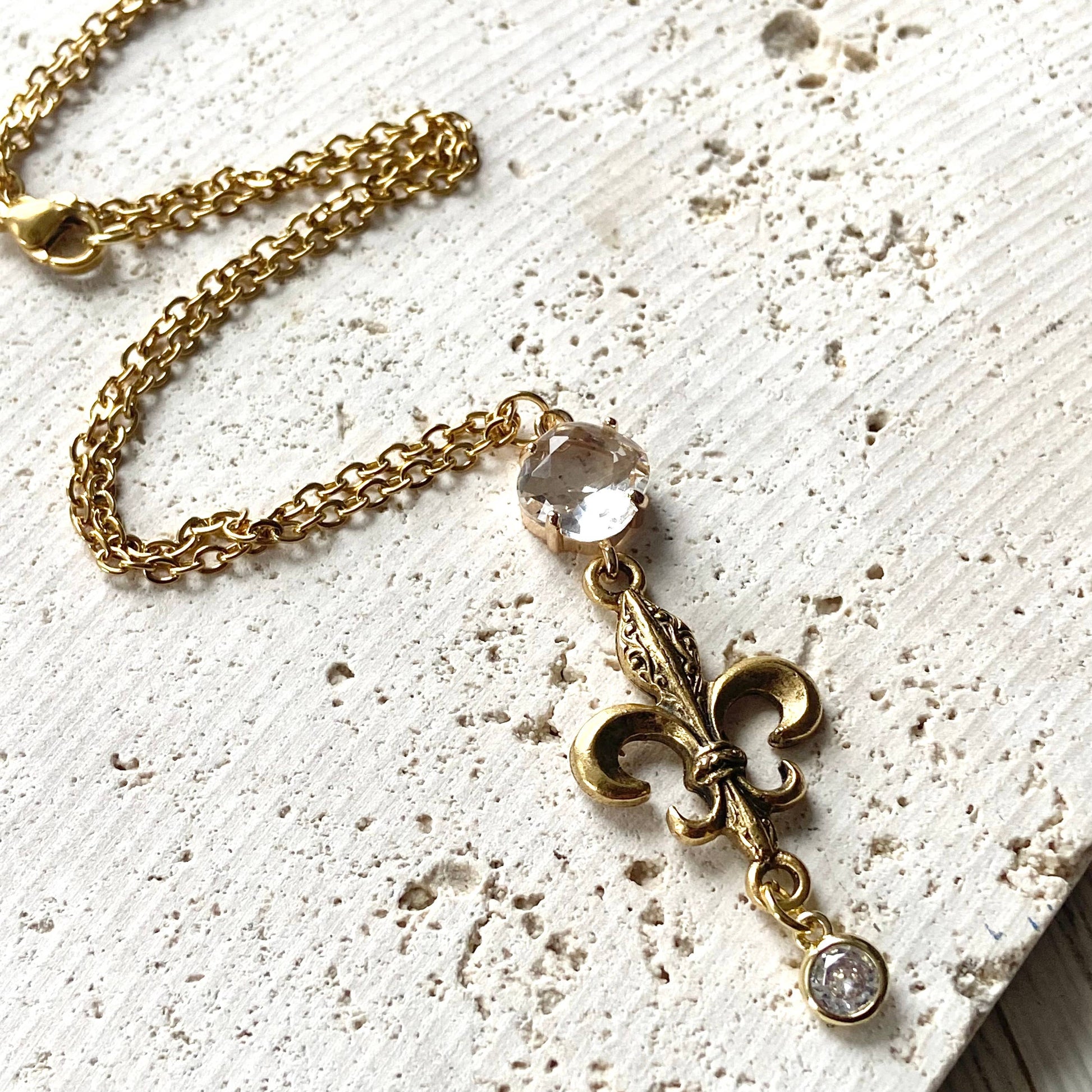Fleur de Lis Lys Necklace (French Louisiana Quebec Paris)