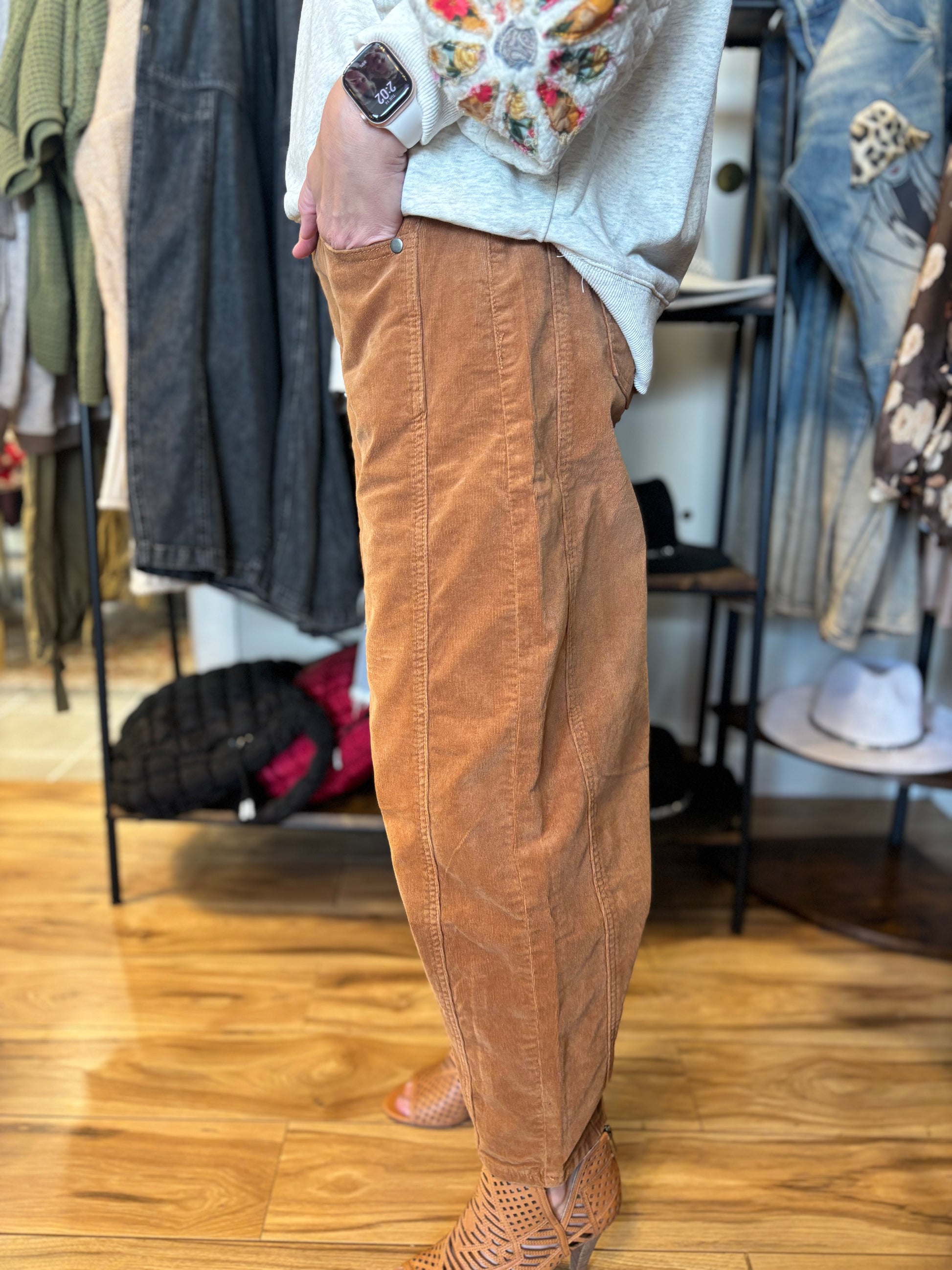 Easel Halo Corduroy Barrel Leg Pants
