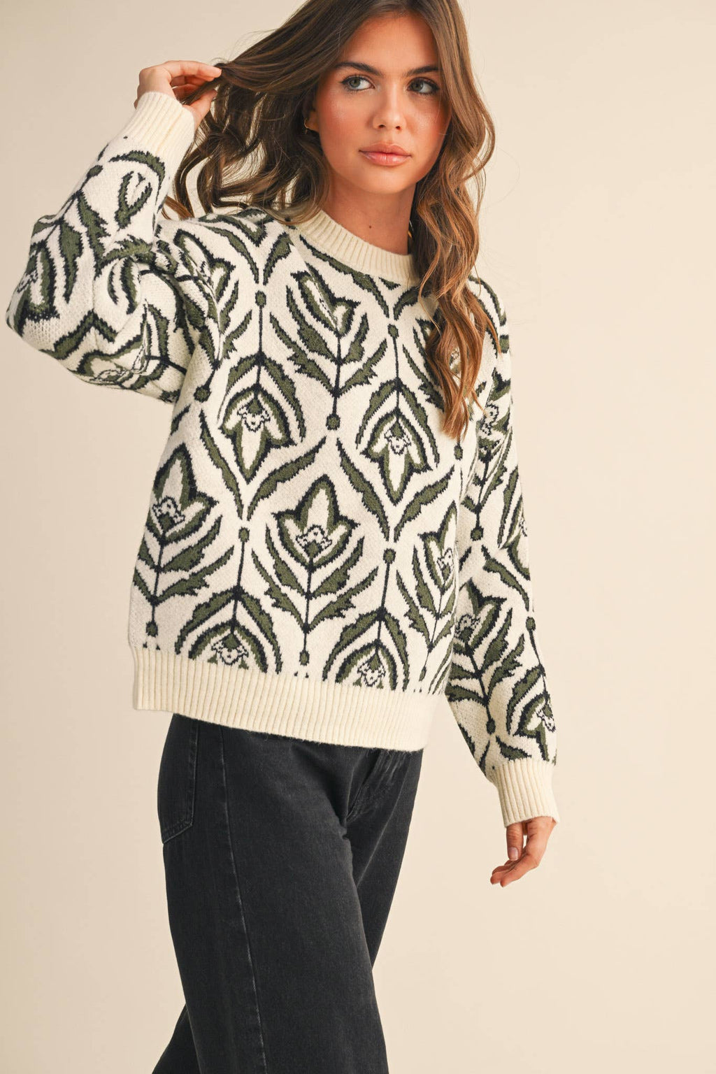 FLORAL PATTERN KNIT SWEATER