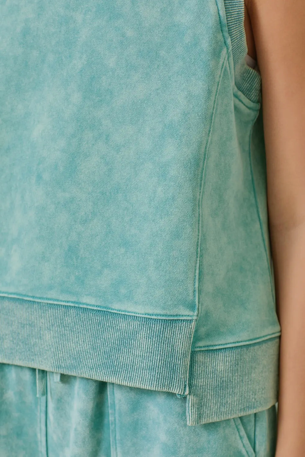 Inti Sleeveless Terry Tank