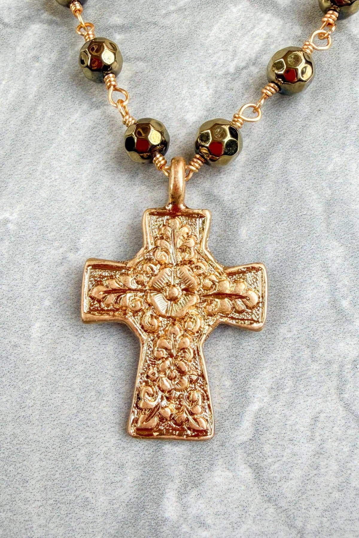 Talus Gold Necklaces