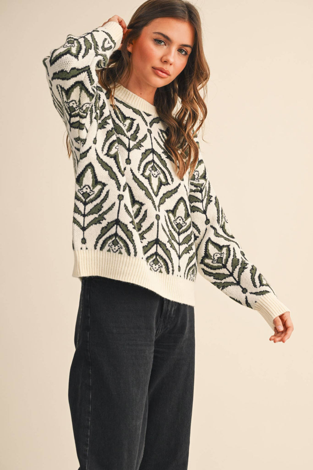 FLORAL PATTERN KNIT SWEATER