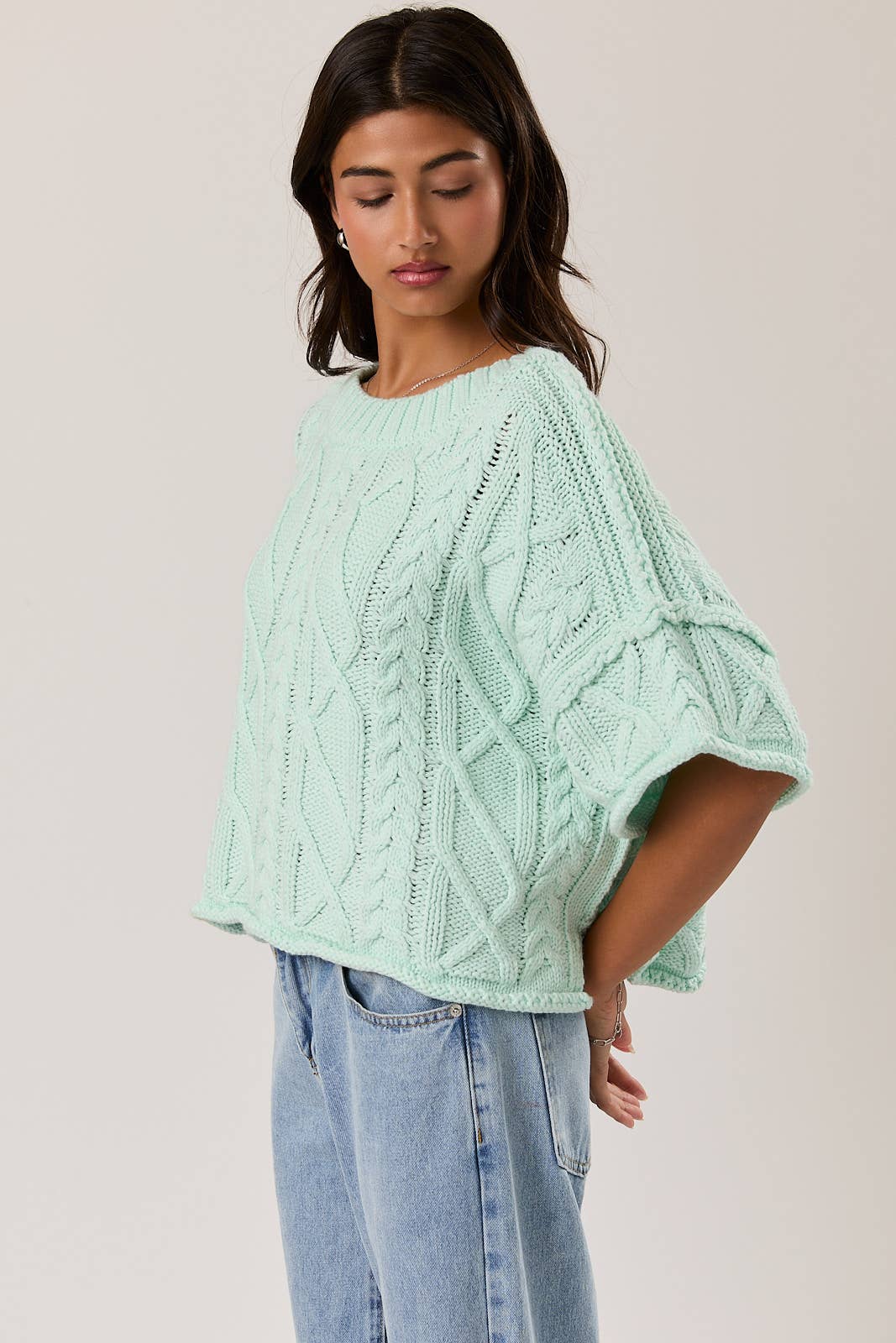 Round Neck Short Sleeve Sweater Top