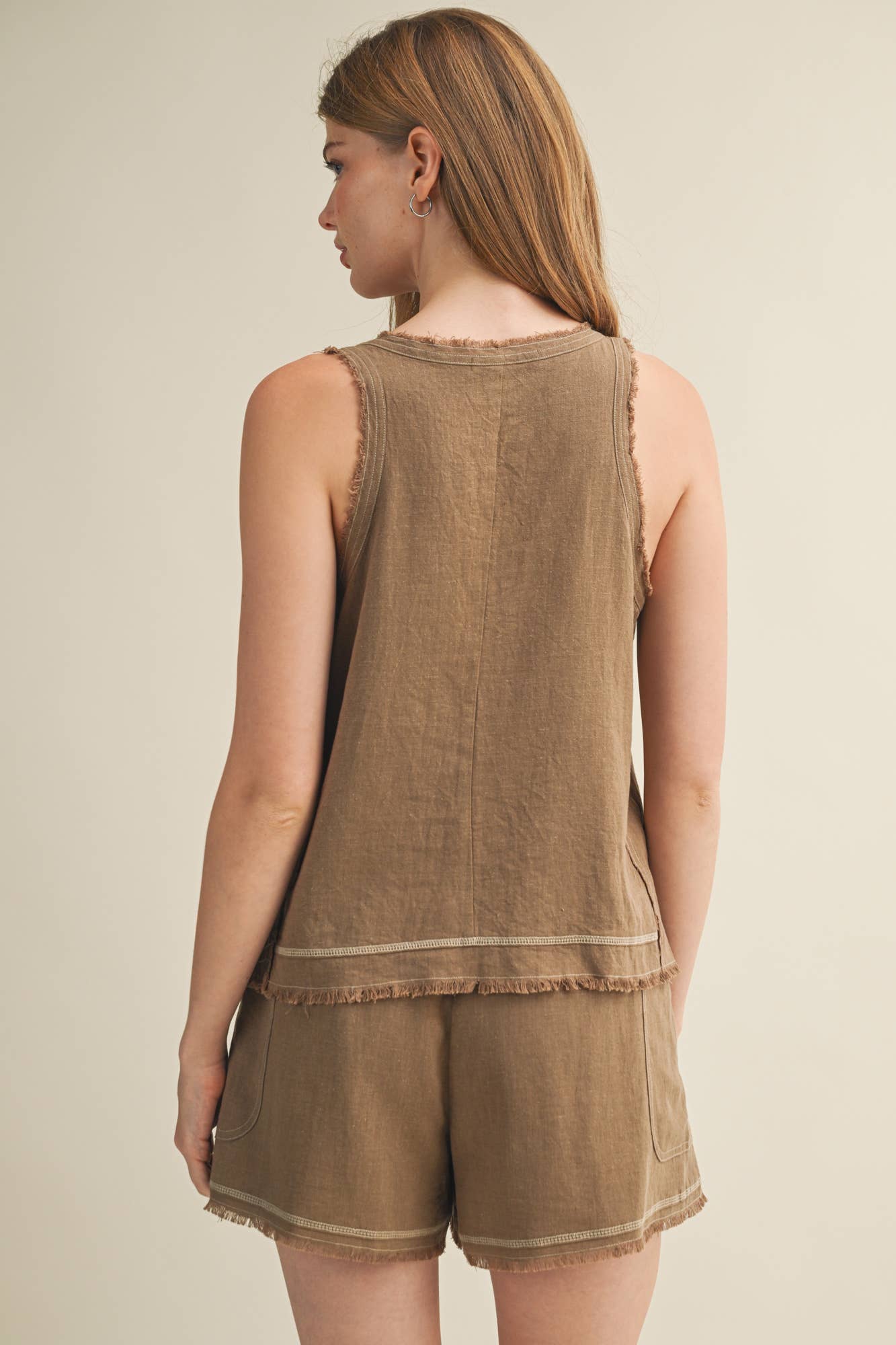Frayed V-Neck Center Seam Tank Top