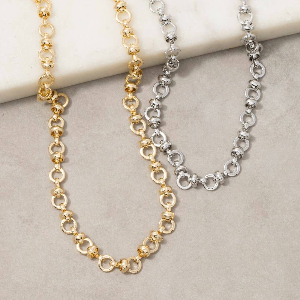Circle Link Chain Necklace