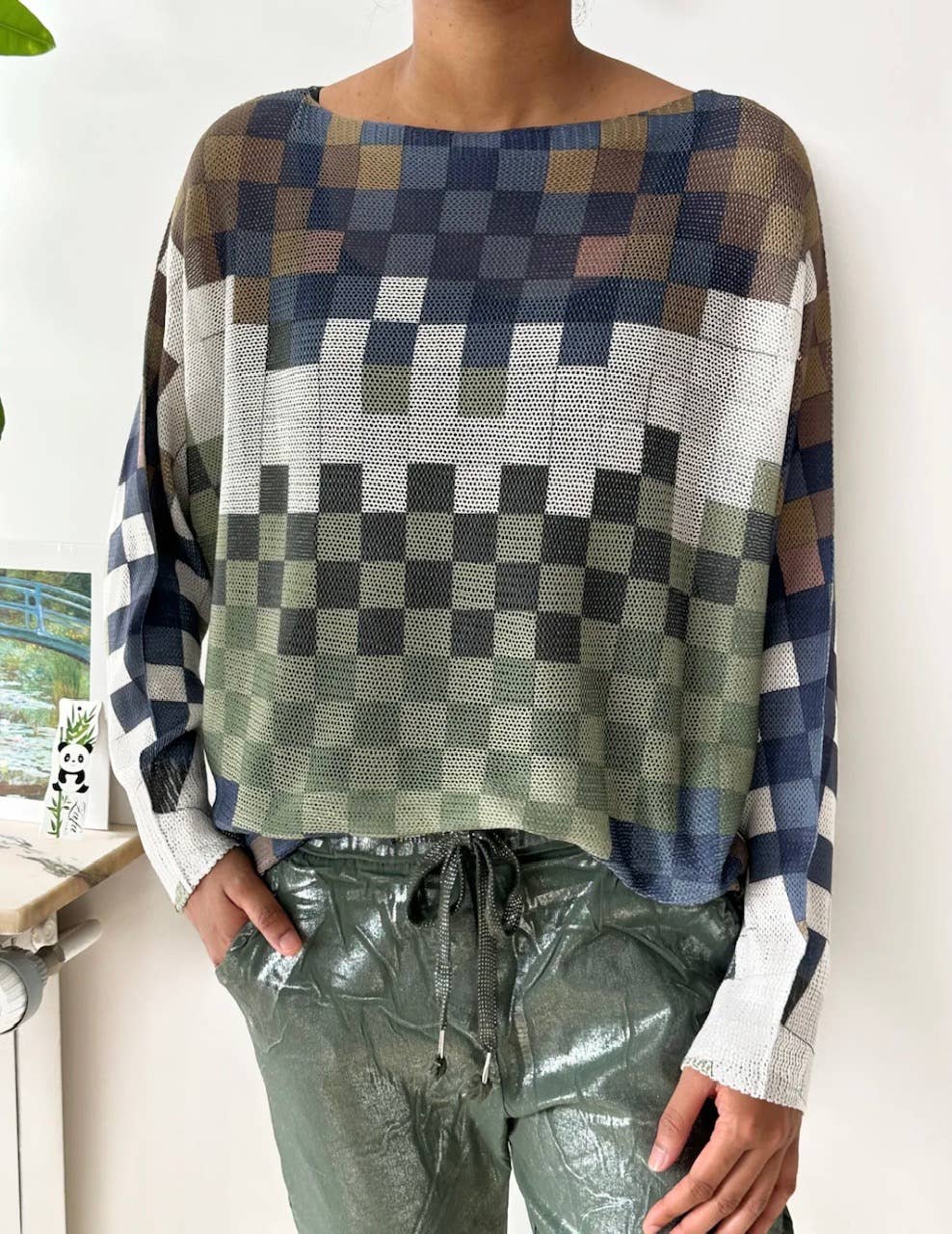 Olive Checks Printed Knitted Sweater