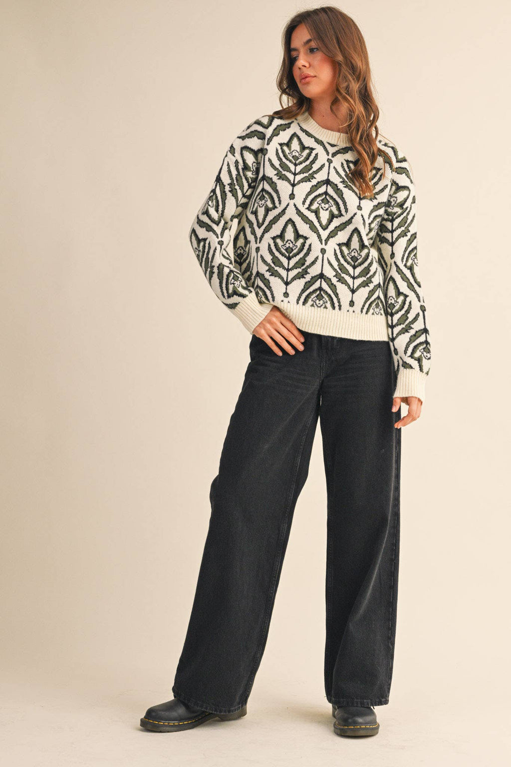 FLORAL PATTERN KNIT SWEATER