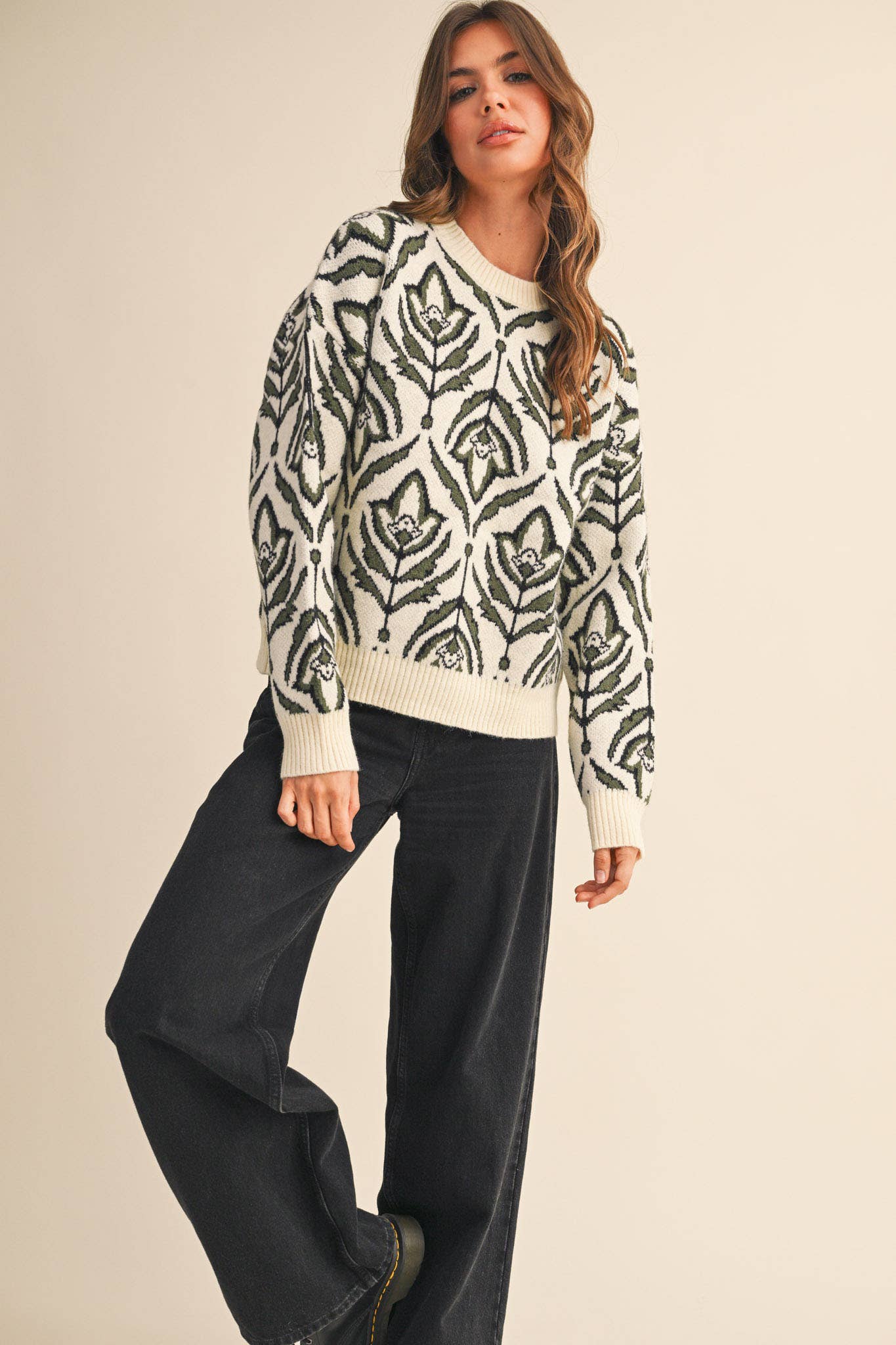 FLORAL PATTERN KNIT SWEATER