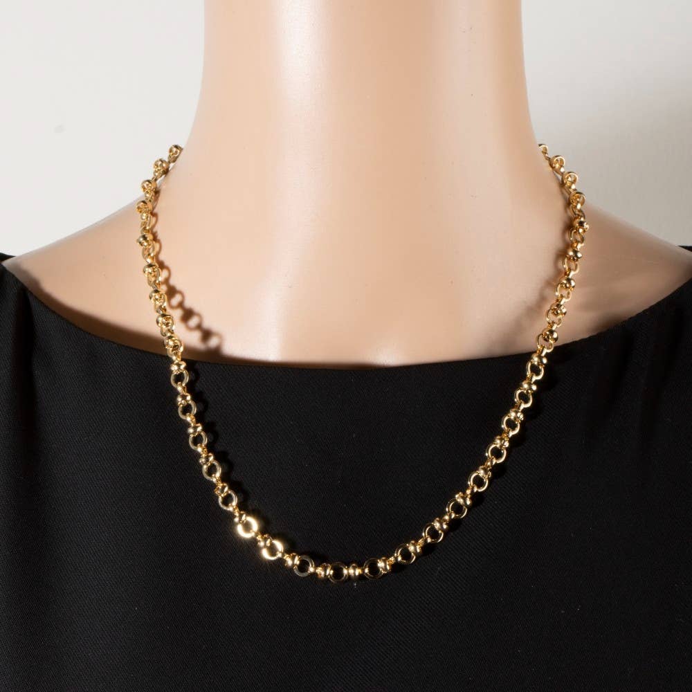 Circle Link Chain Necklace