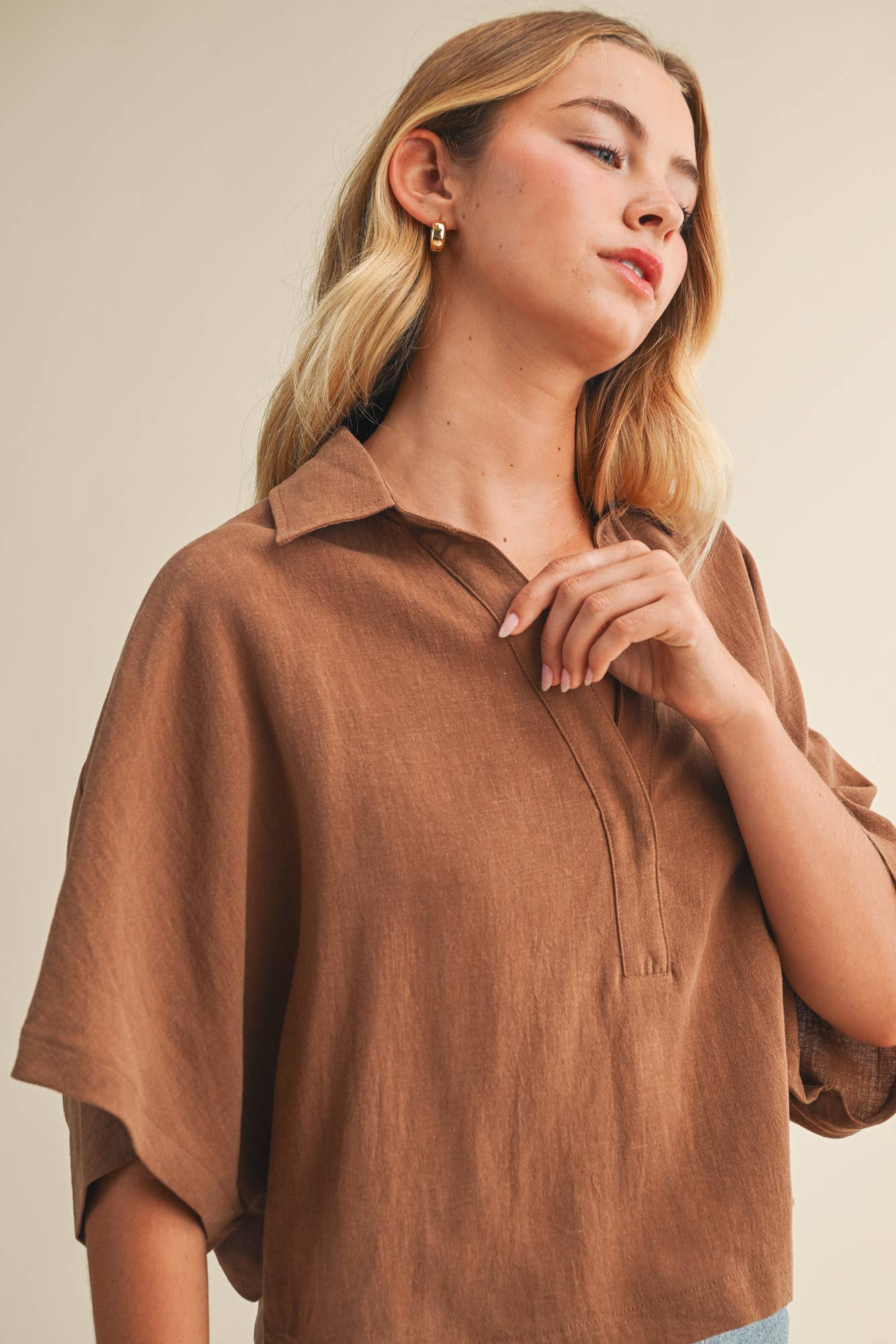 Textured Drape Sleeve Collared Blouse