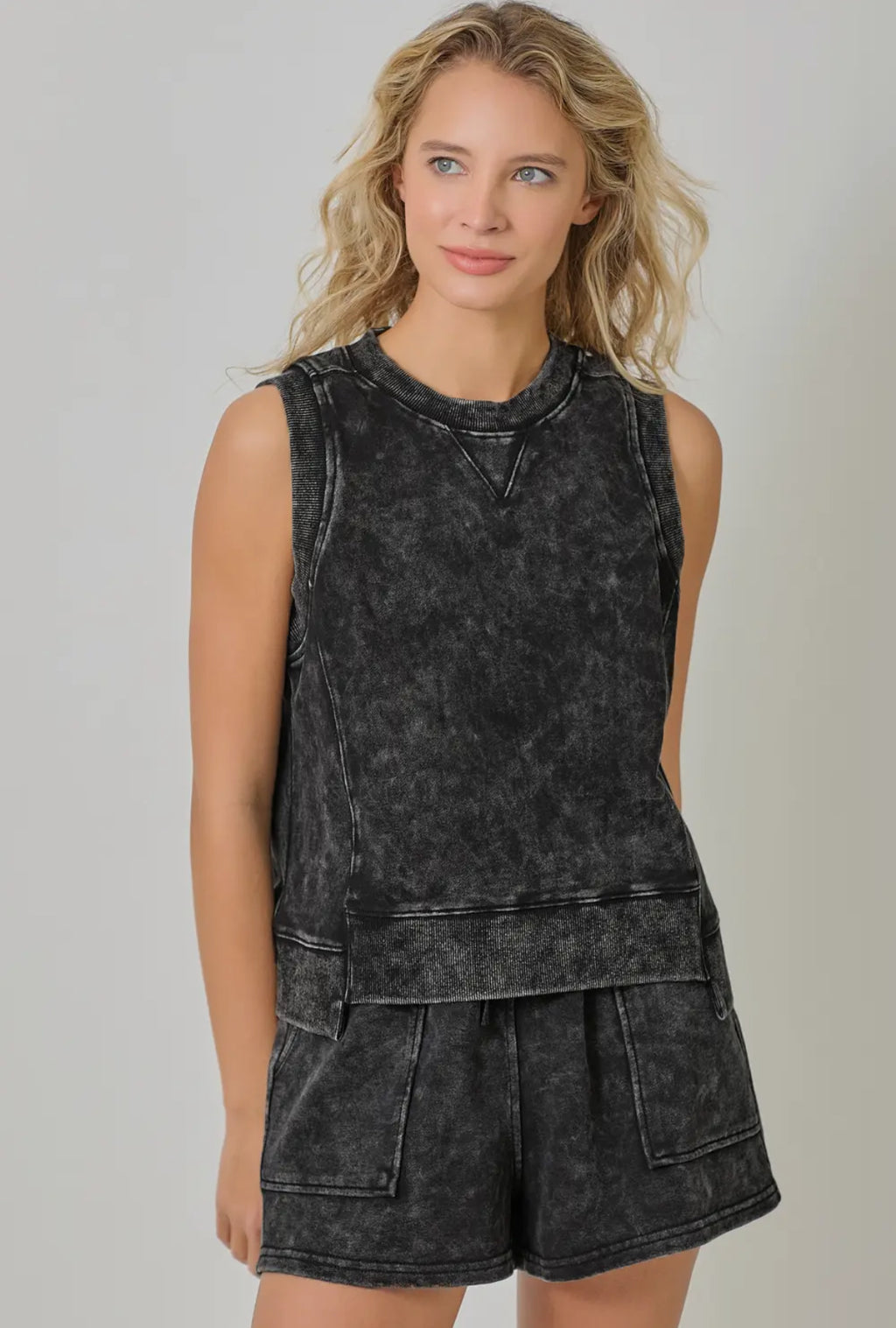 Inti Sleeveless Terry Tank
