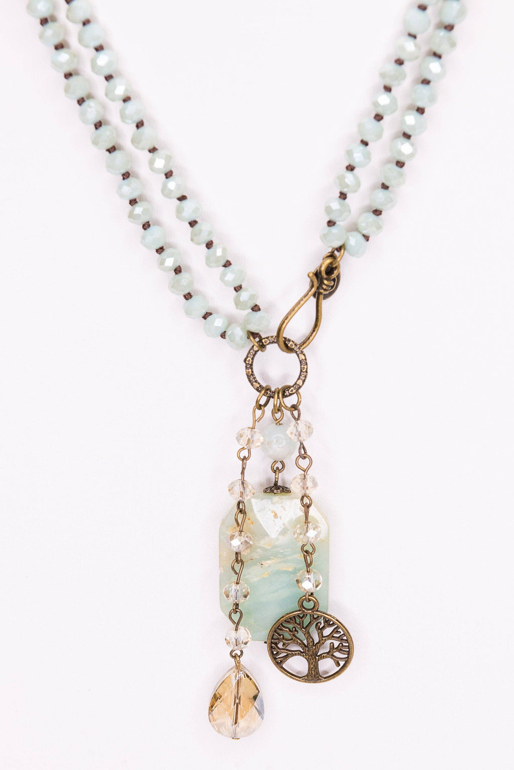 Boho Necklace/Lily Necklace in Mint