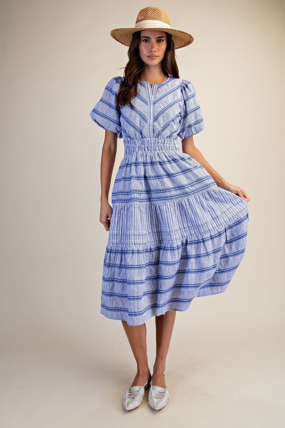 EASEL Bubble Sleeve Printed Dress