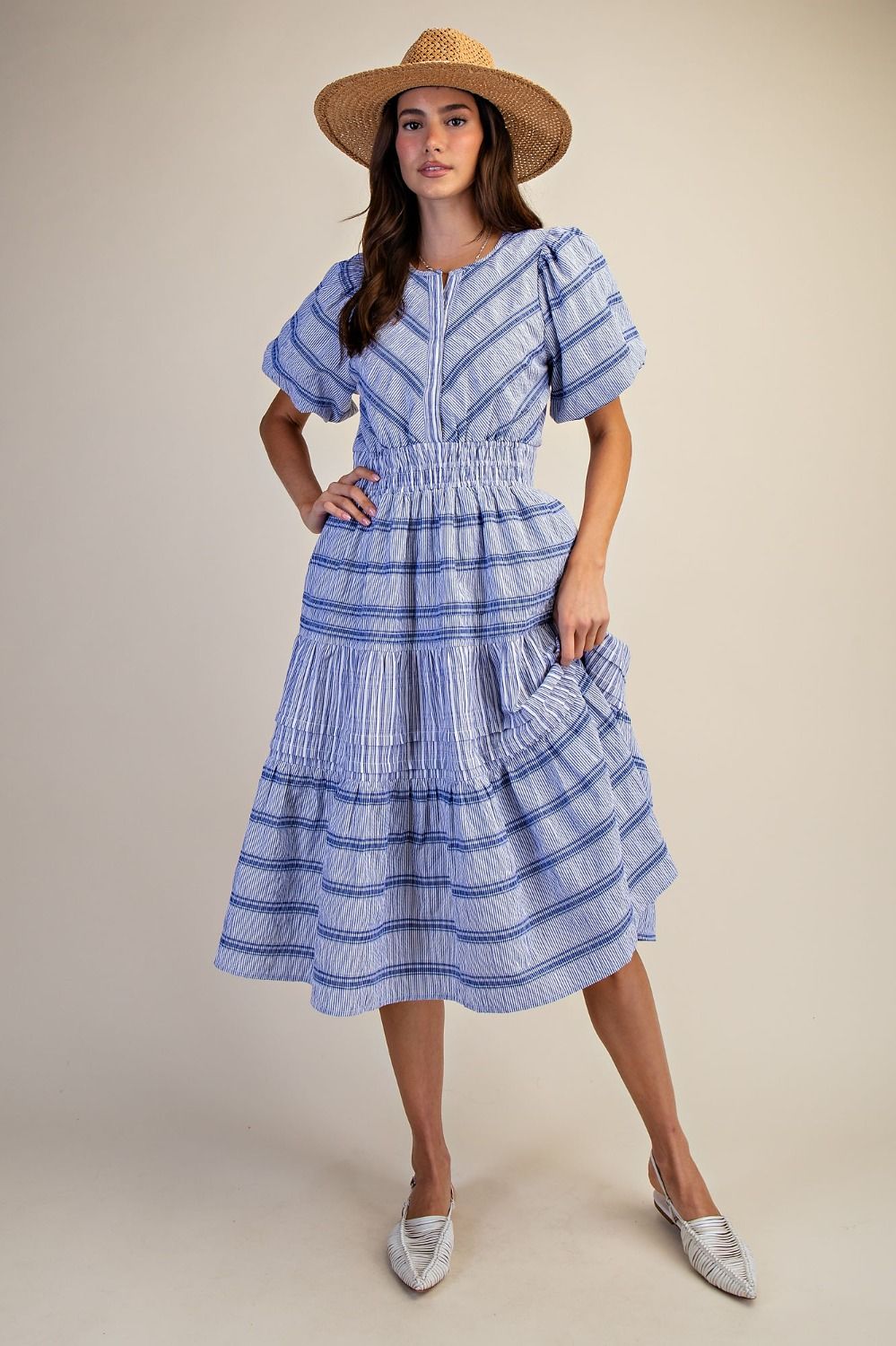 EASEL Bubble Sleeve Printed Dress