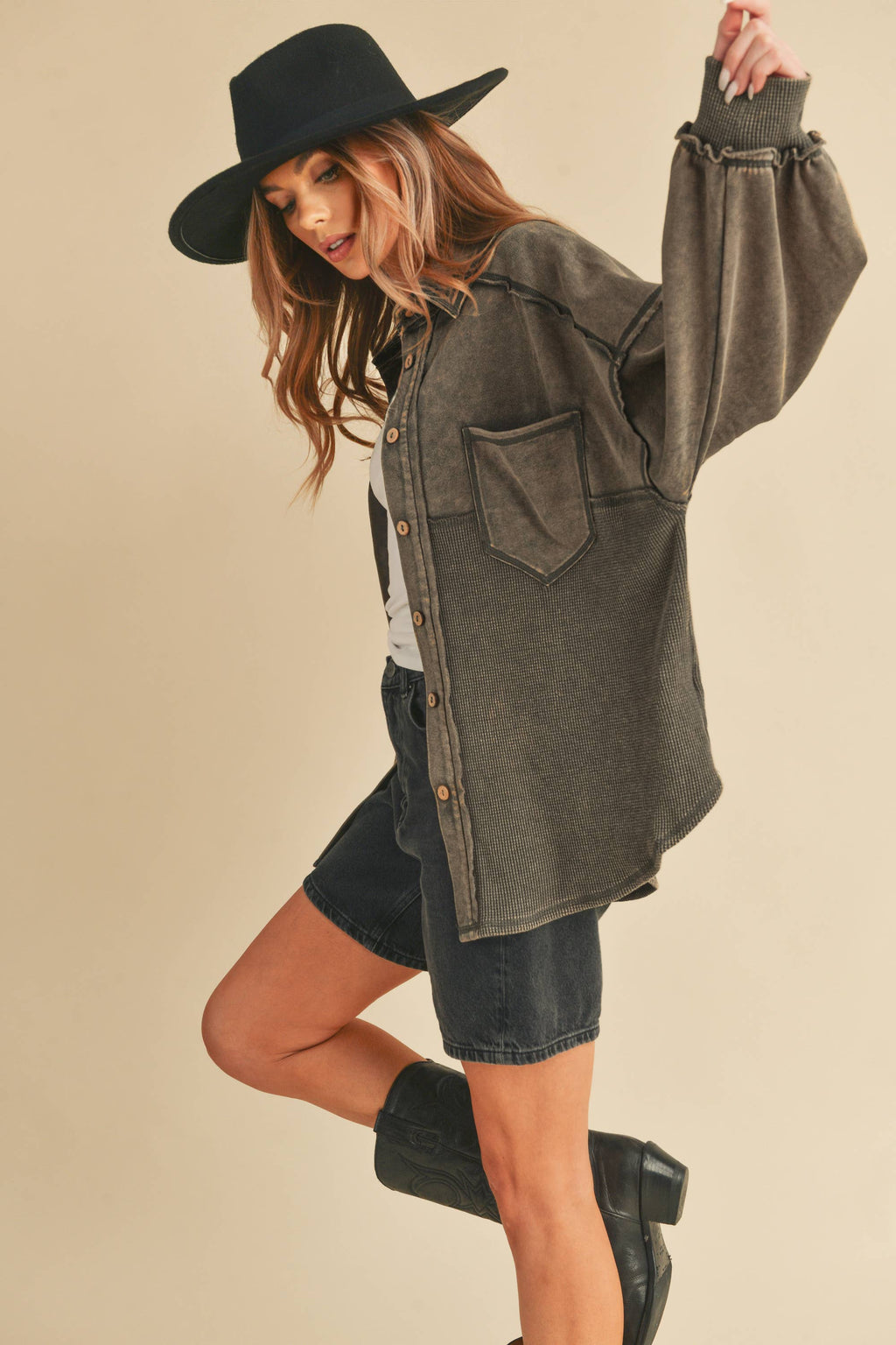 Judie Jacket in Oat beige