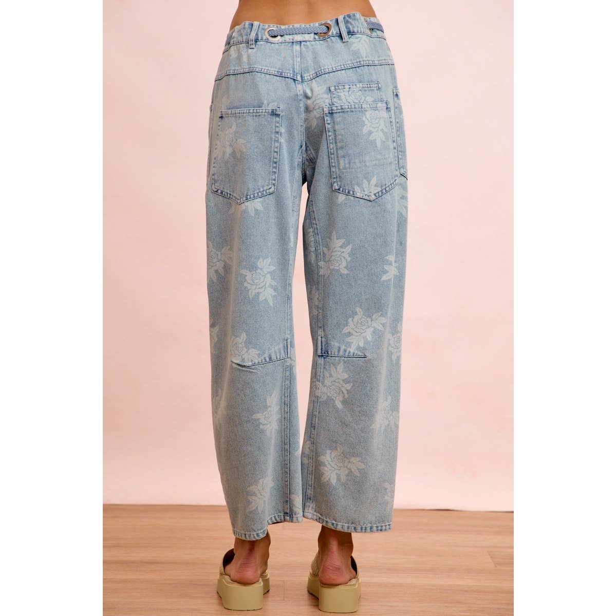 ROSE PRINTED WASHED DENIM PANTS WITH WAIST BELT