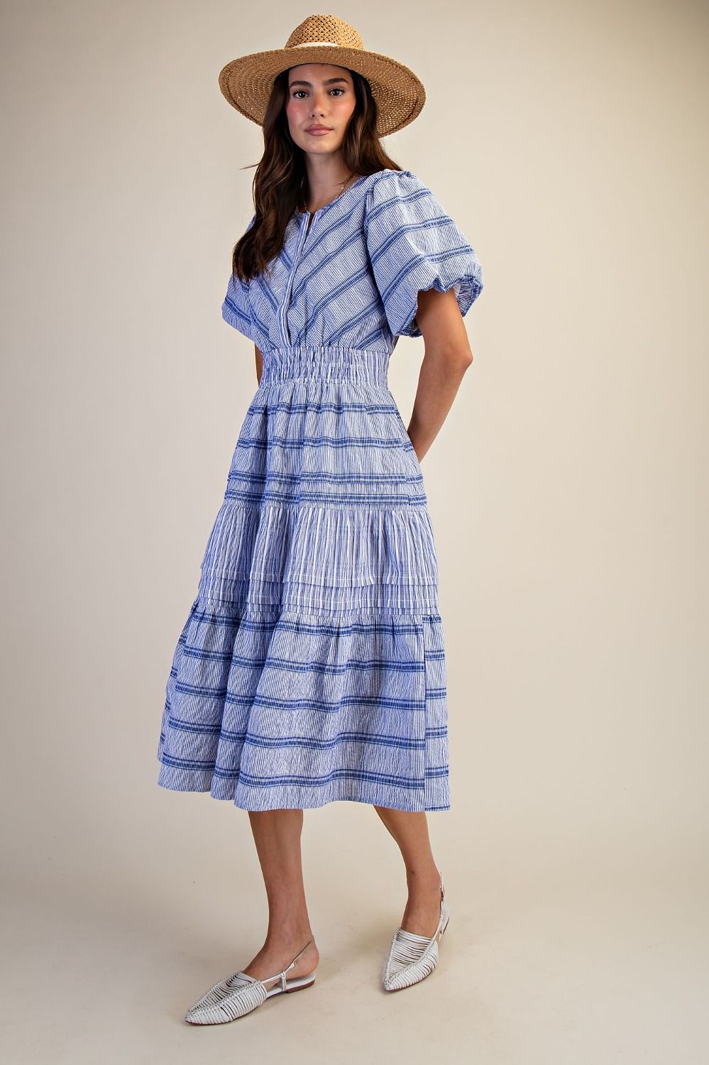 EASEL Bubble Sleeve Printed Dress