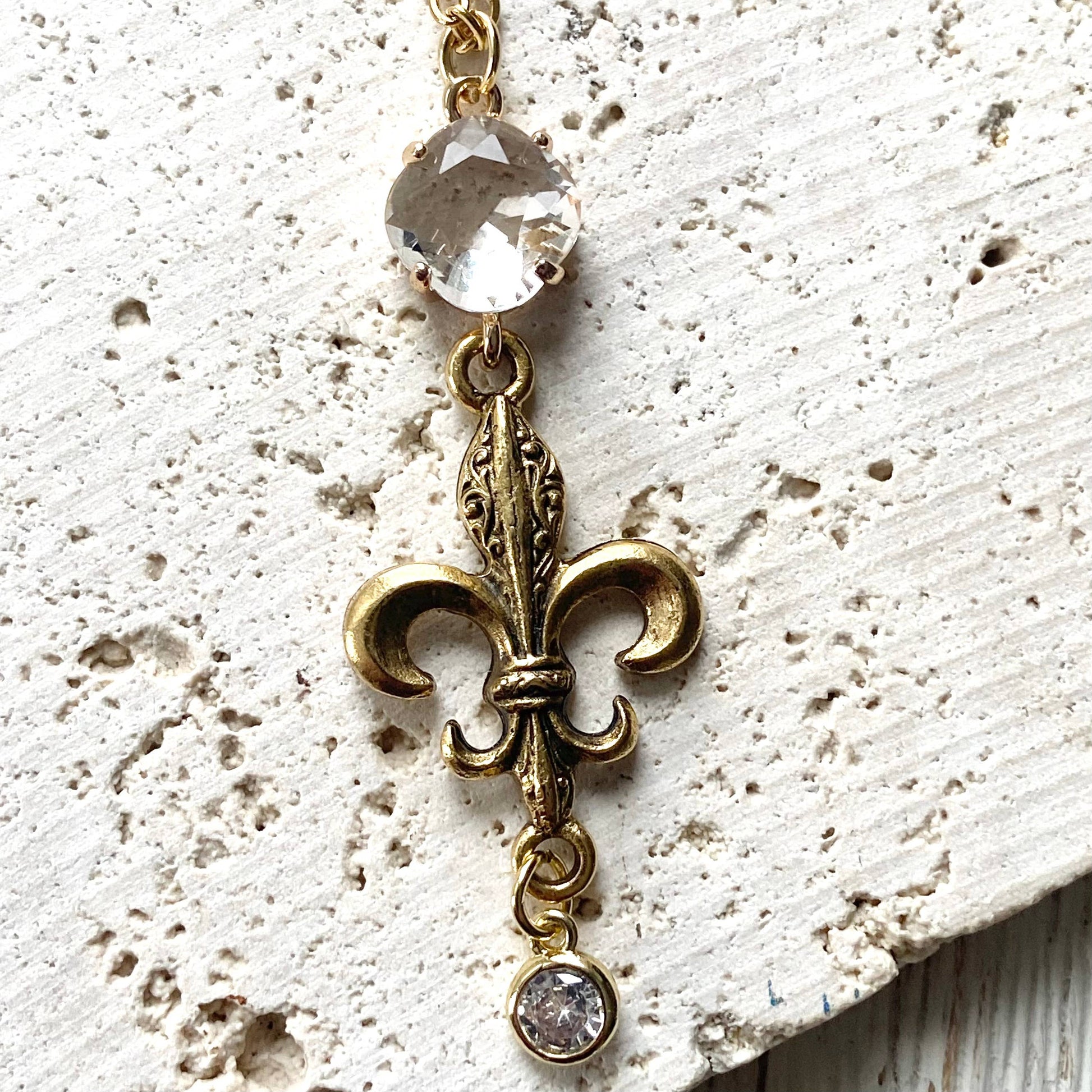 Fleur de Lis Lys Necklace (French Louisiana Quebec Paris)