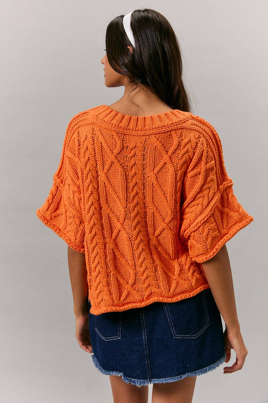 Round Neck Short Sleeve Sweater Top