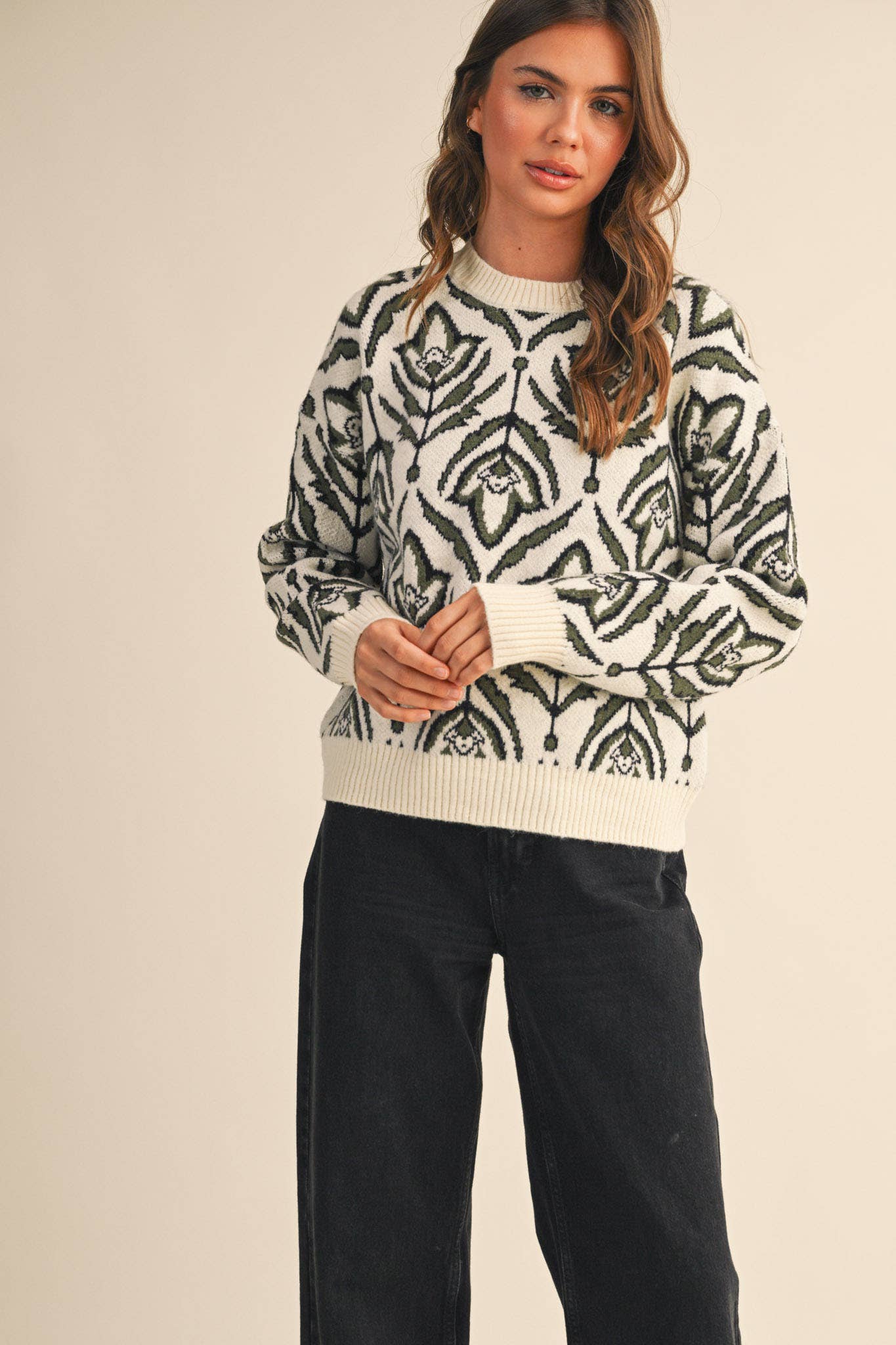 FLORAL PATTERN KNIT SWEATER