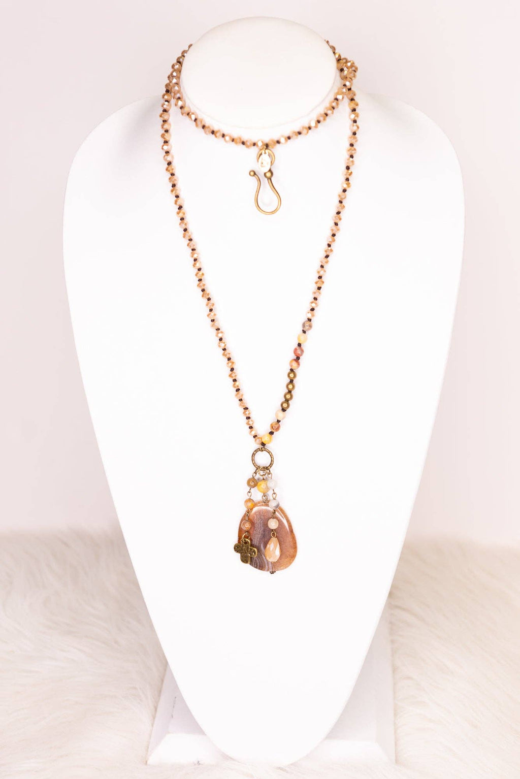 Gizelle Necklace in Taupe Mix