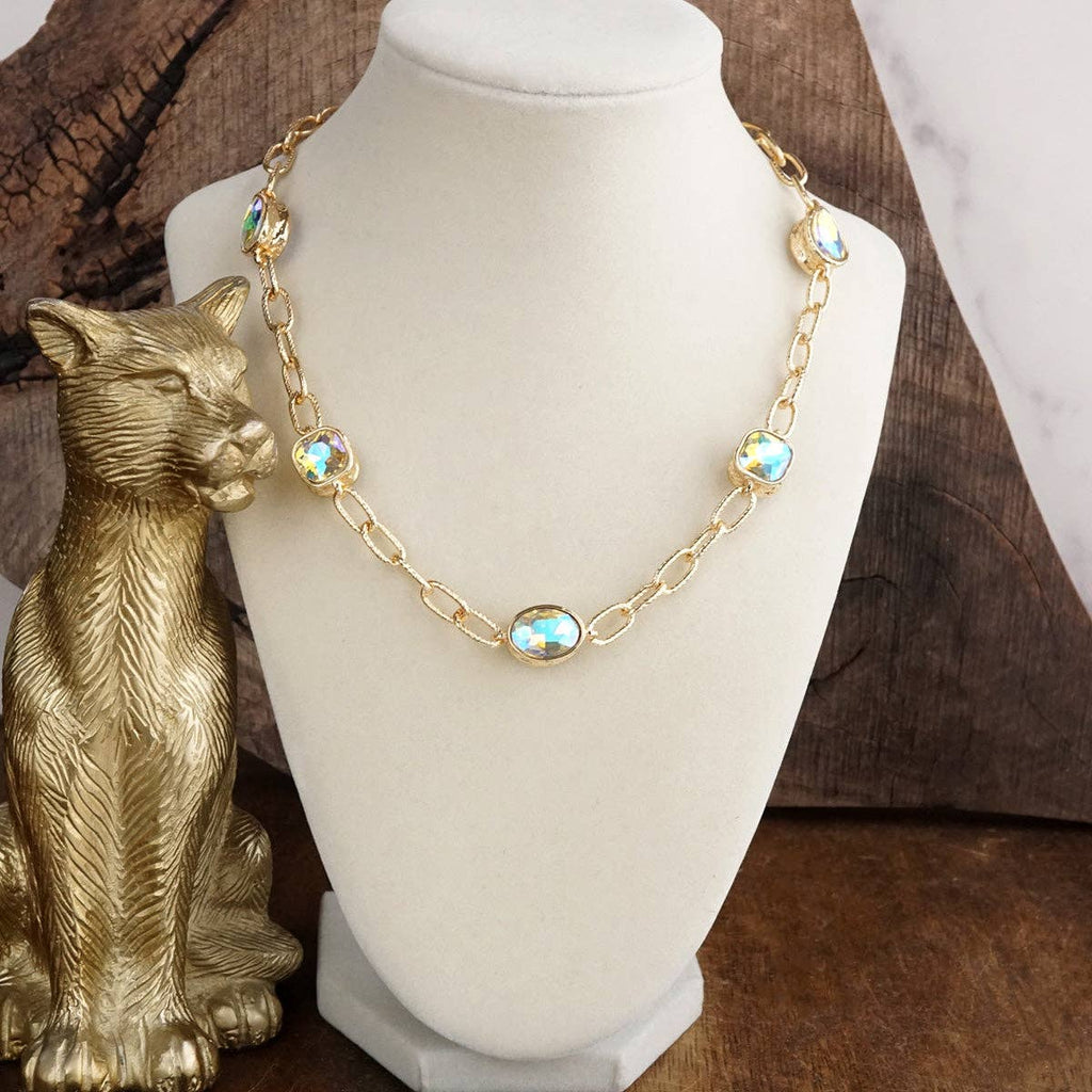 Brilliant Bond – Short Crystal Station Necklace