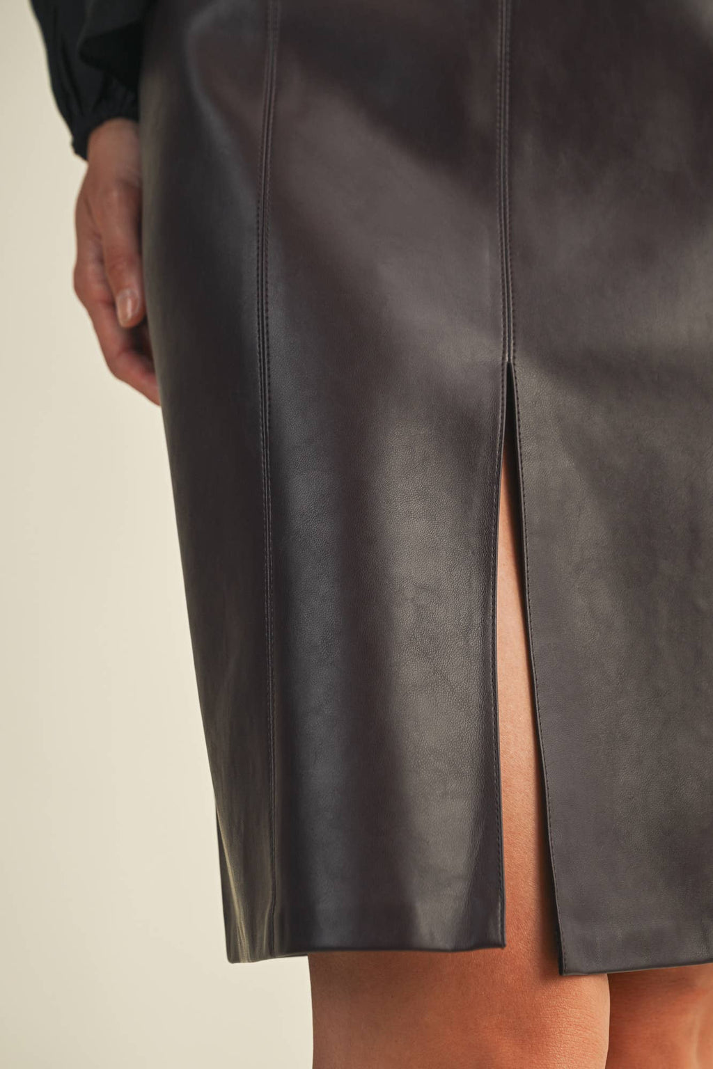 Clarissa Seamed Pencil Skirt