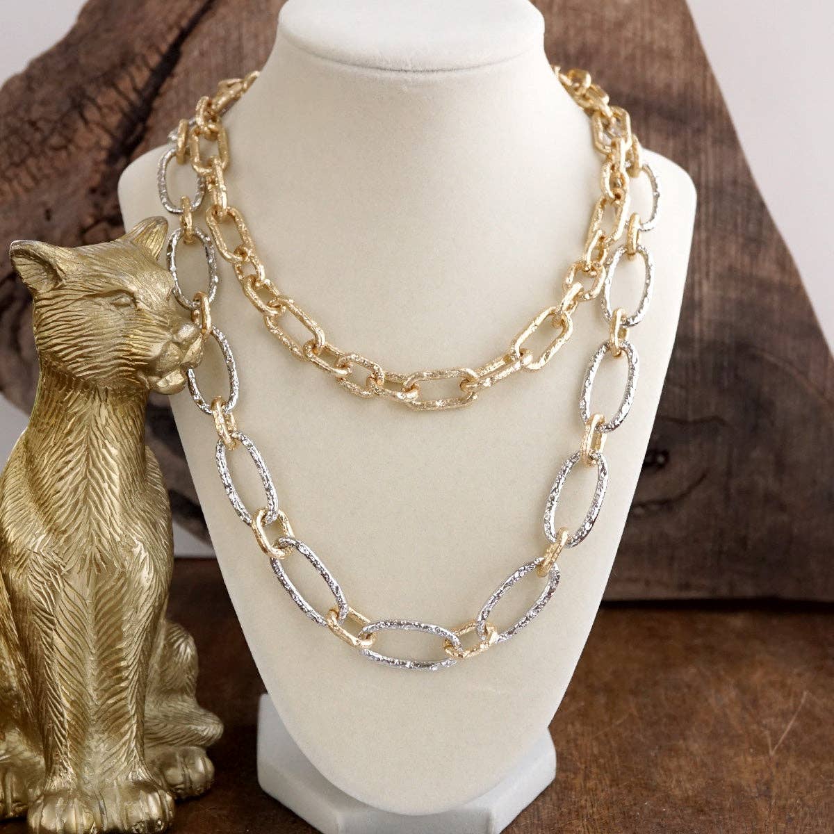 Chunky Statement Necklace – Elongated Textured Chain Necklace