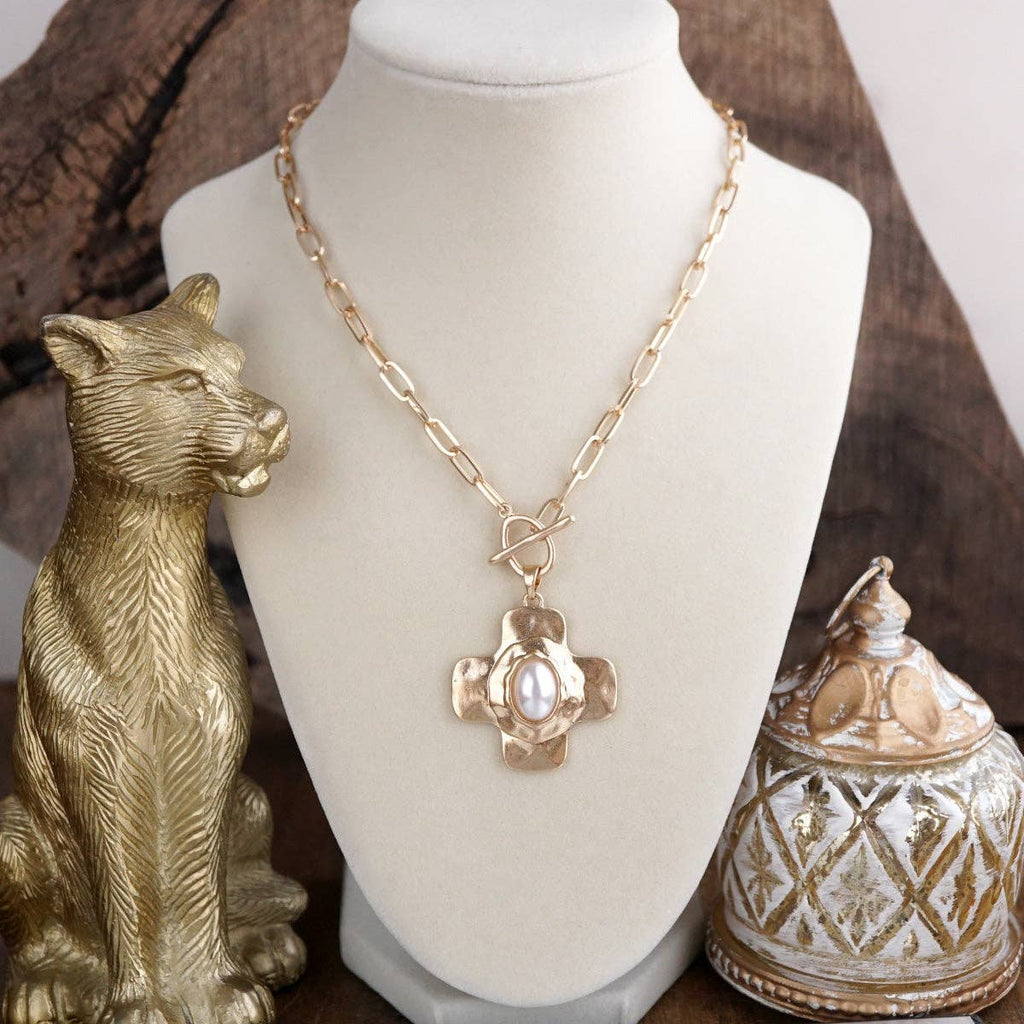 Sunlit Cross – Hammered Cabochon Necklace
