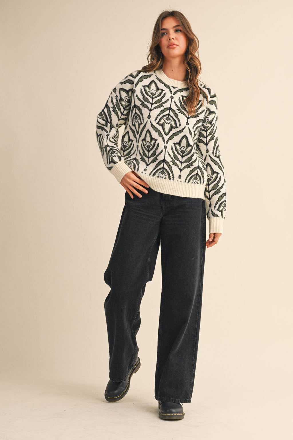 FLORAL PATTERN KNIT SWEATER