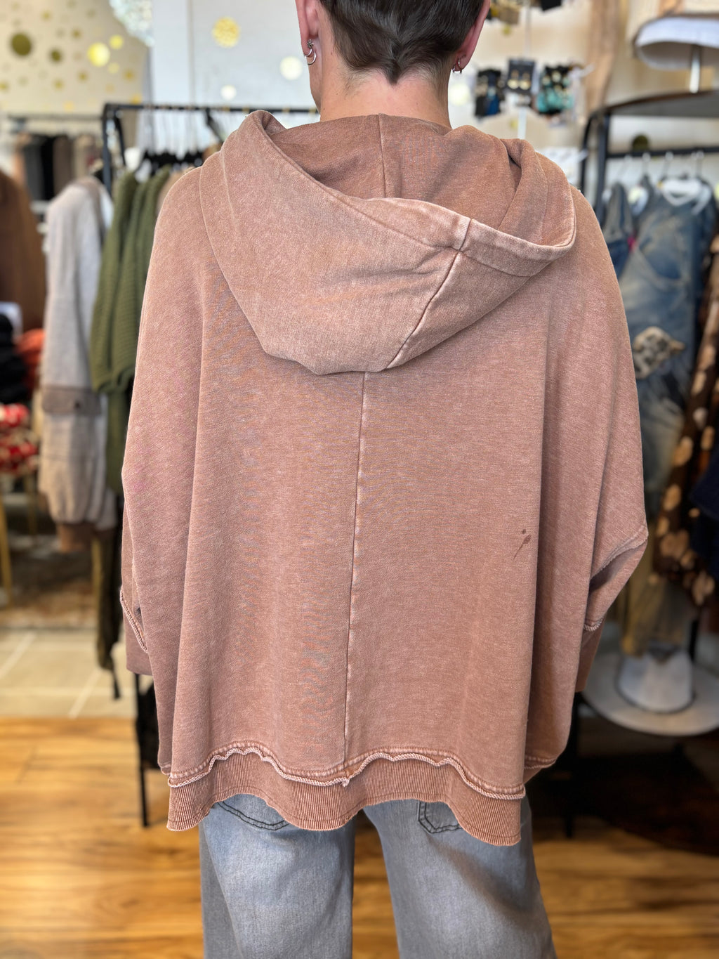 Easel Glen Flowy Detailed Hoodie