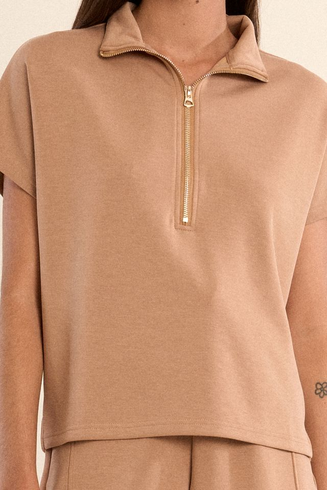 Gala Camel Short-Sleeve Top