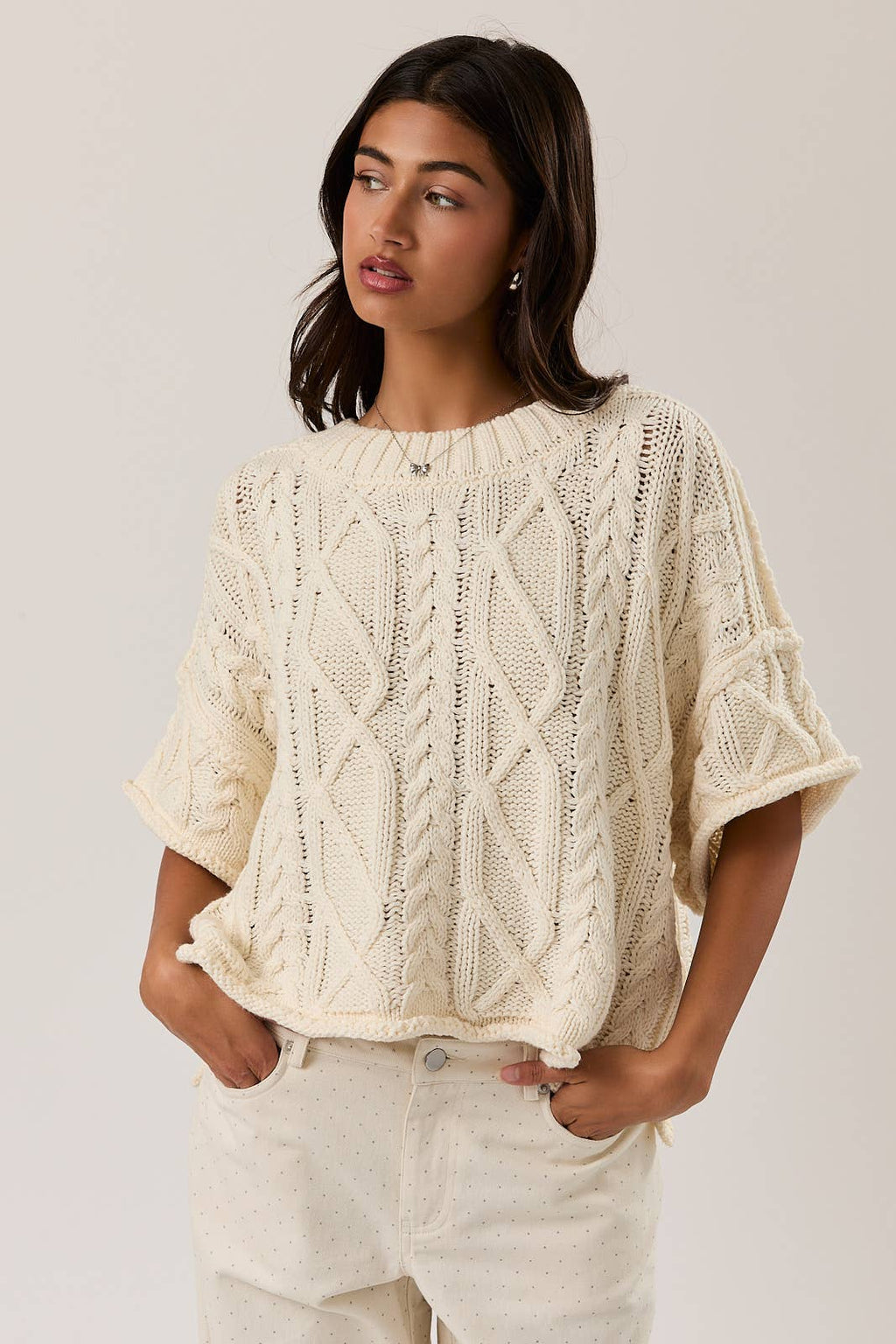 Round Neck Short Sleeve Sweater Top