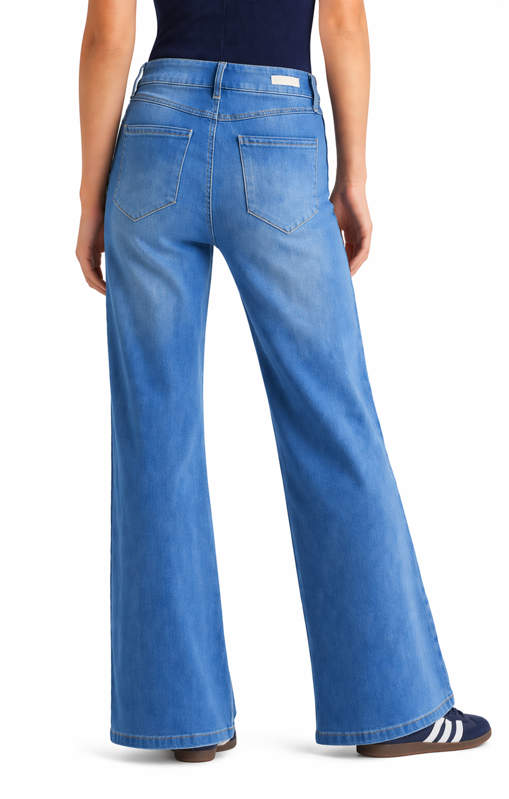 Wide leg jeans with stripes and soft touch fabric.