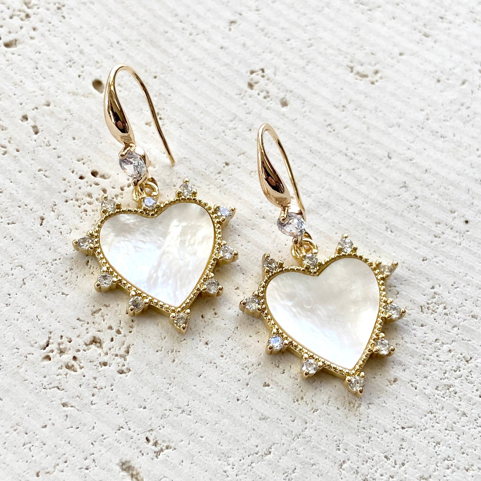 Shell Heart Pearl Earrings