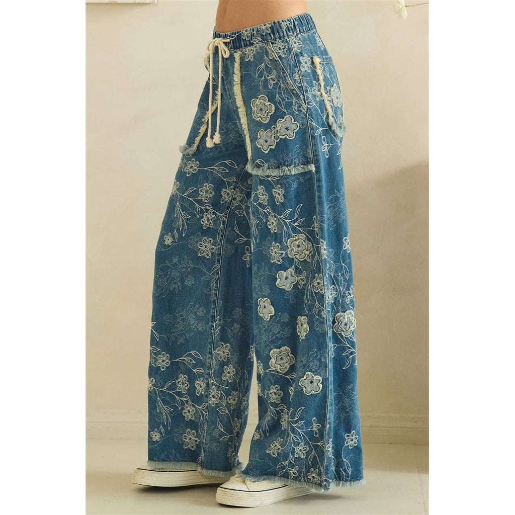 FLORAL PATCH EMBROIDERED DENIM PANTS