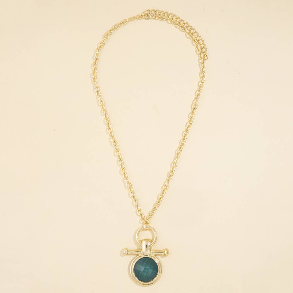 Chunky Chain Necklace With Round Stone Pendant