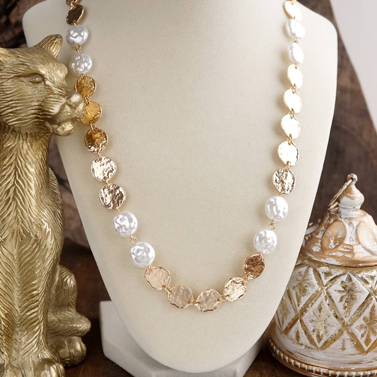Desert Rhythm – Beaded Necklace with Textured Gold Coins