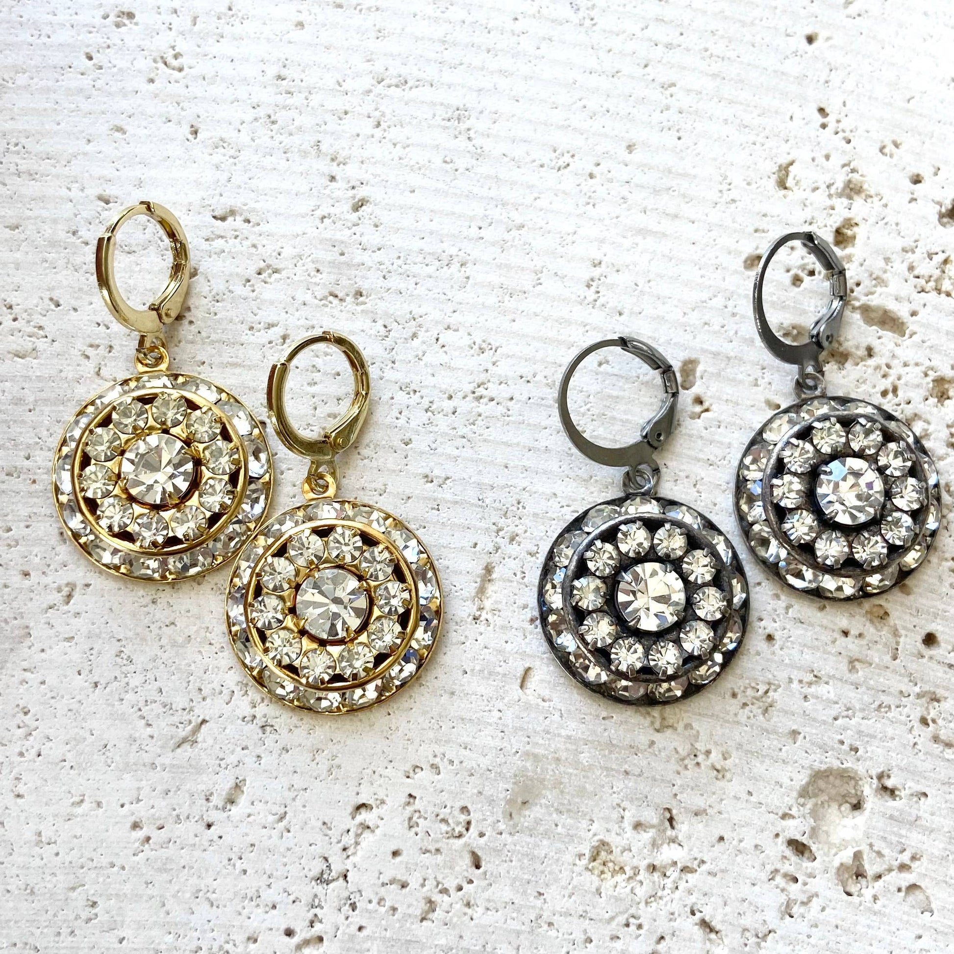 Vintage Circle Sparkle Earrings