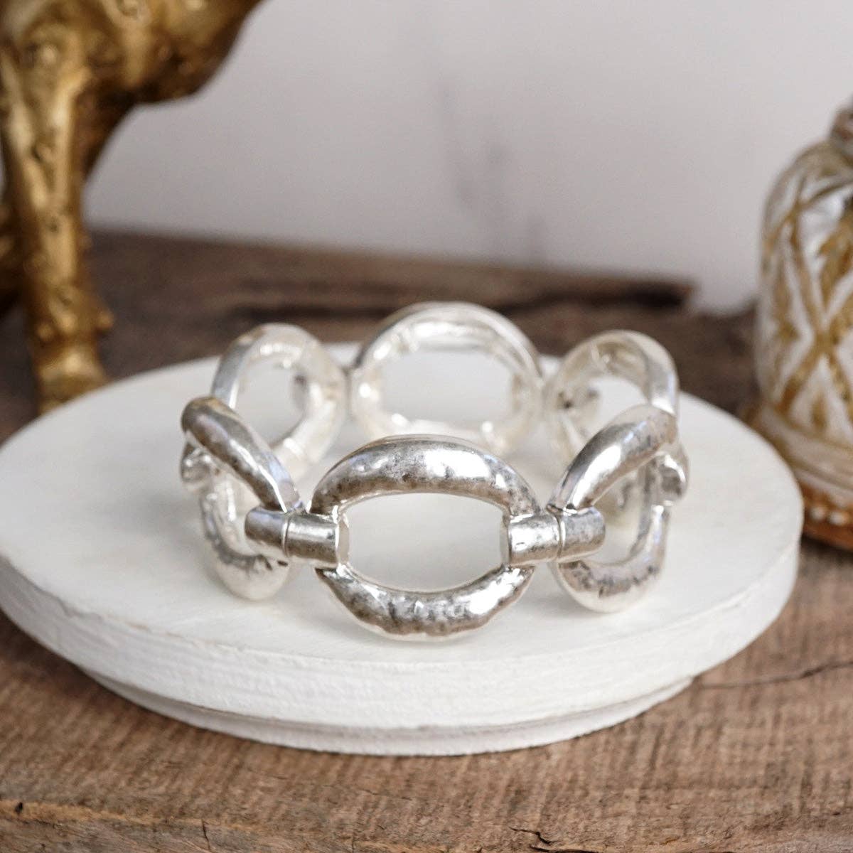 Sunlit Orbit – Chunky Hammered Link Stretch Bracelet