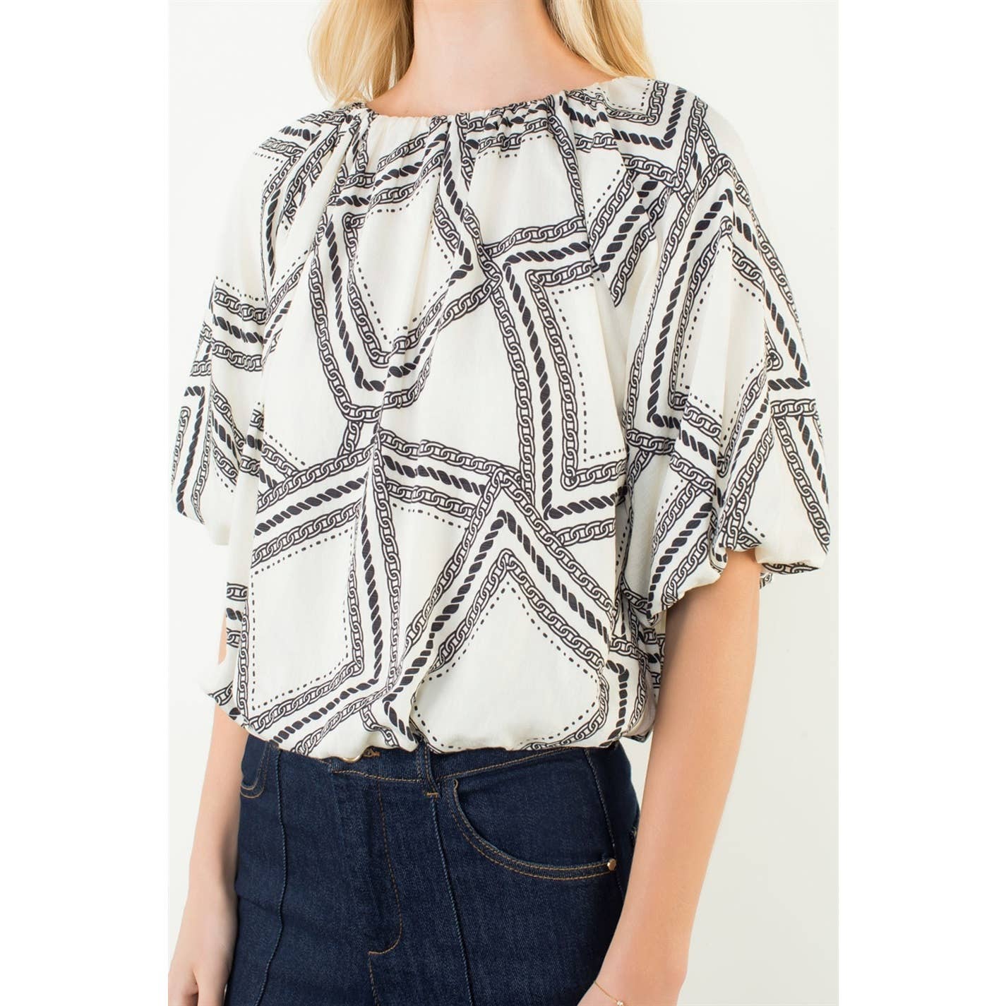 Short Sleeve Pattern Flowy Top