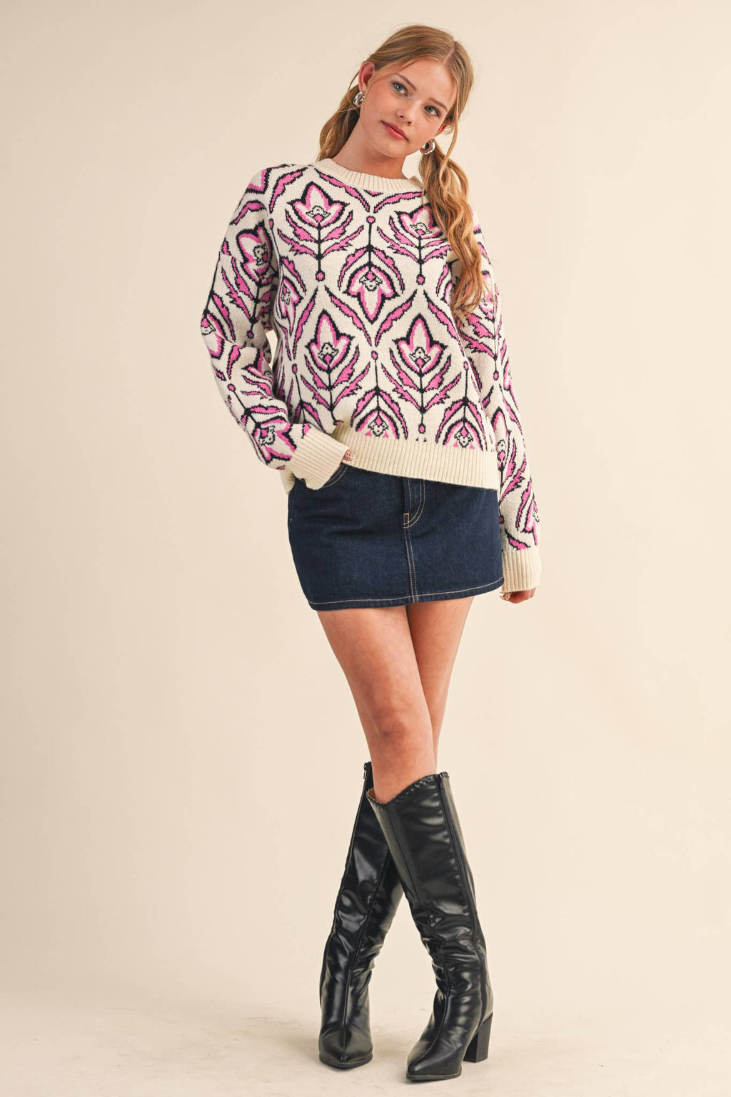 FLORAL PATTERN KNIT SWEATER