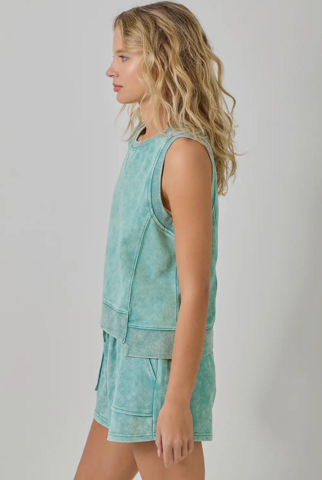 Inti Sleeveless Terry Tank