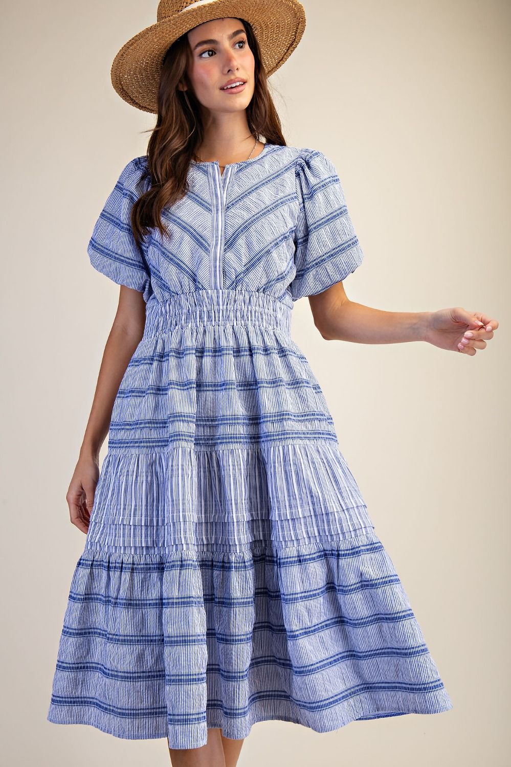 EASEL Bubble Sleeve Printed Dress