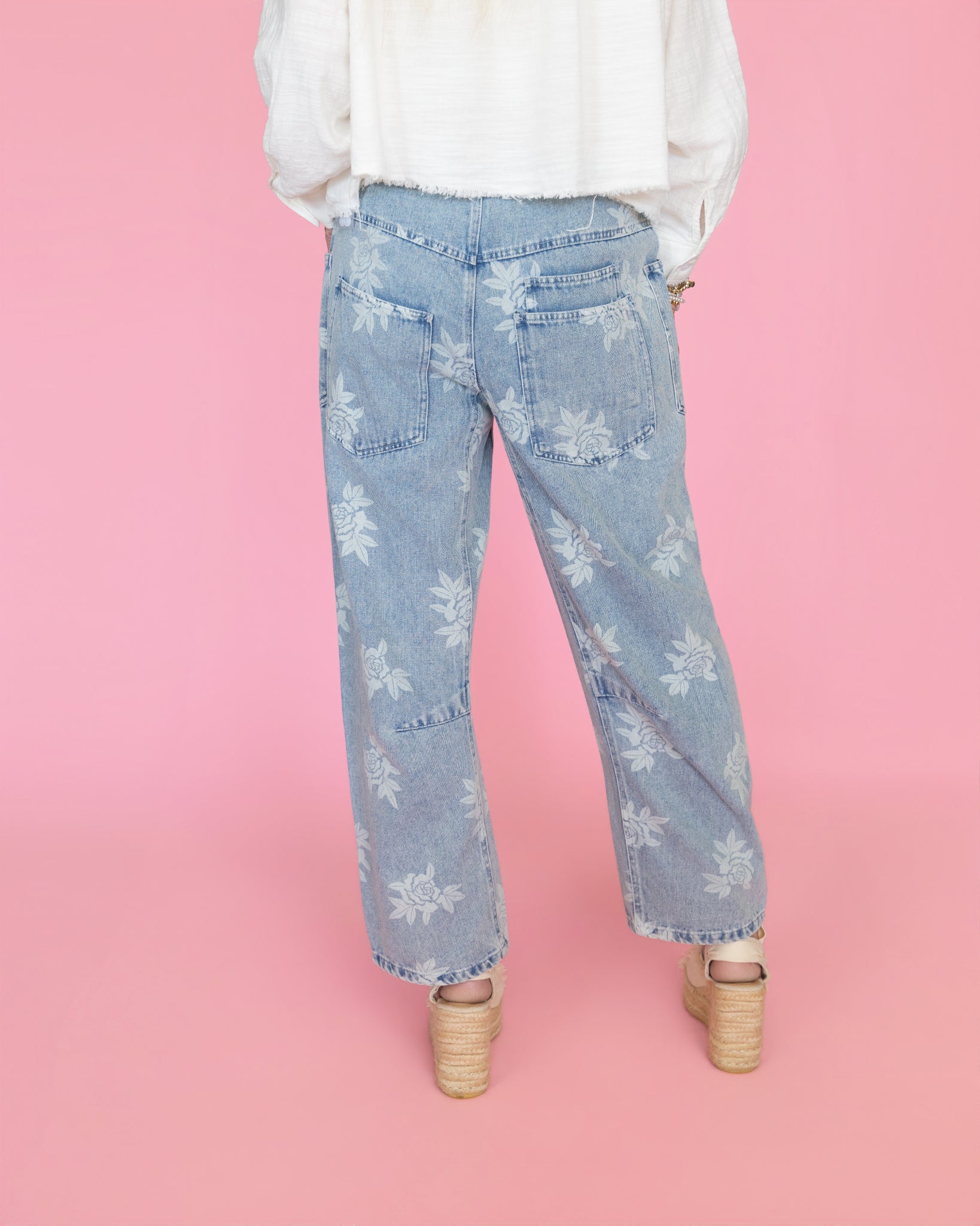 ROSE PRINTED WASHED DENIM PANTS WITH WAIST BELT
