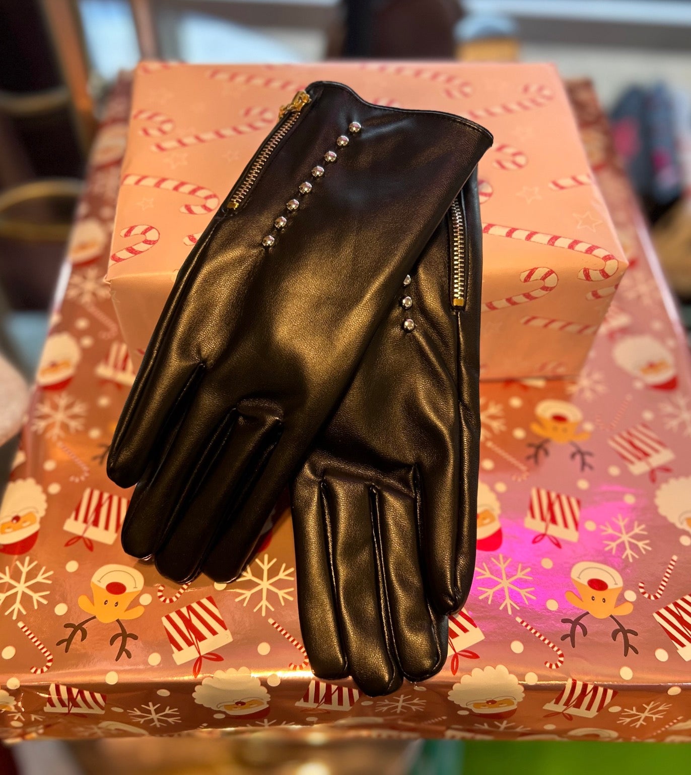 Esmeralda Faux Leather Stud Line Gloves