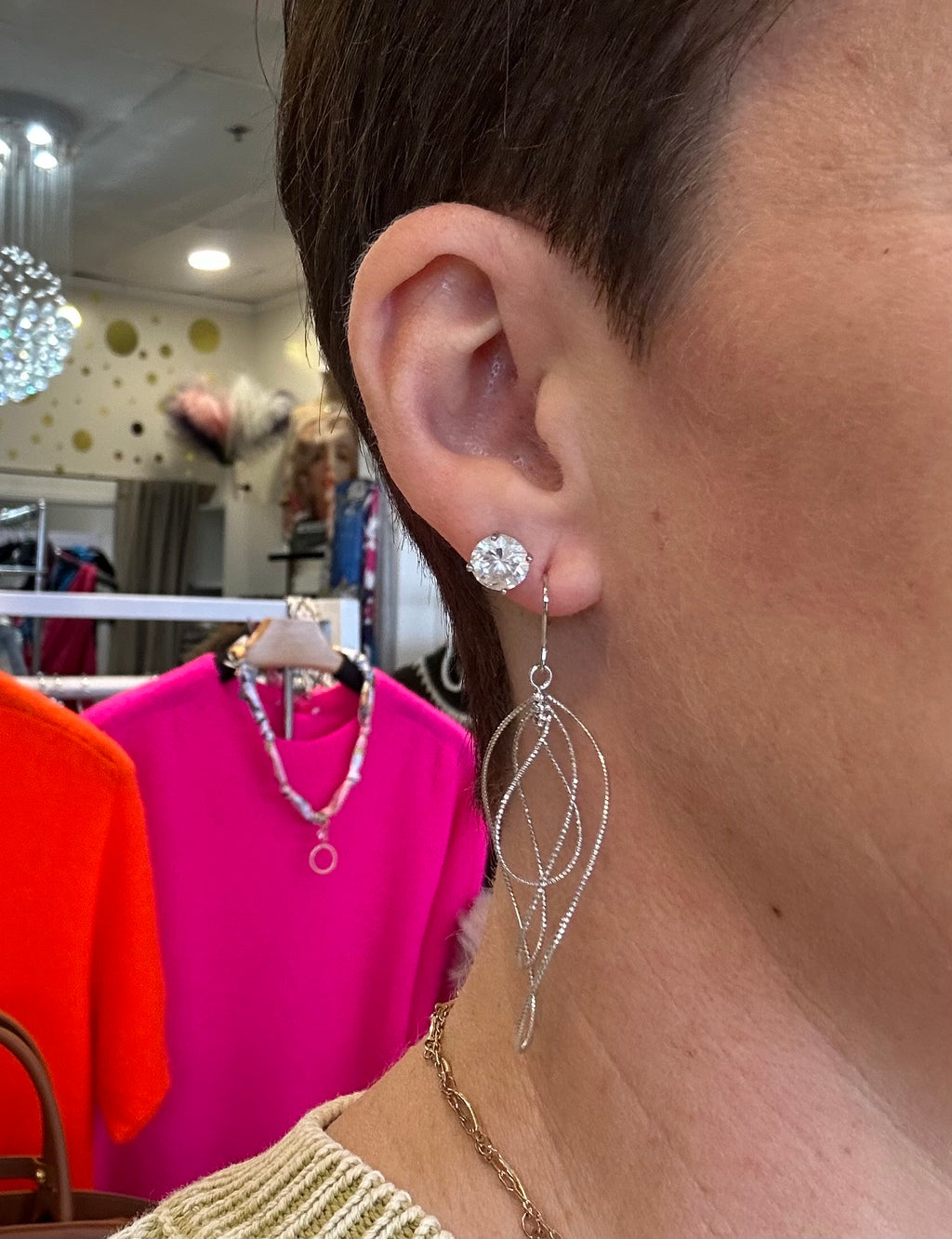 Splendid Iris Twisted Dangle Earring