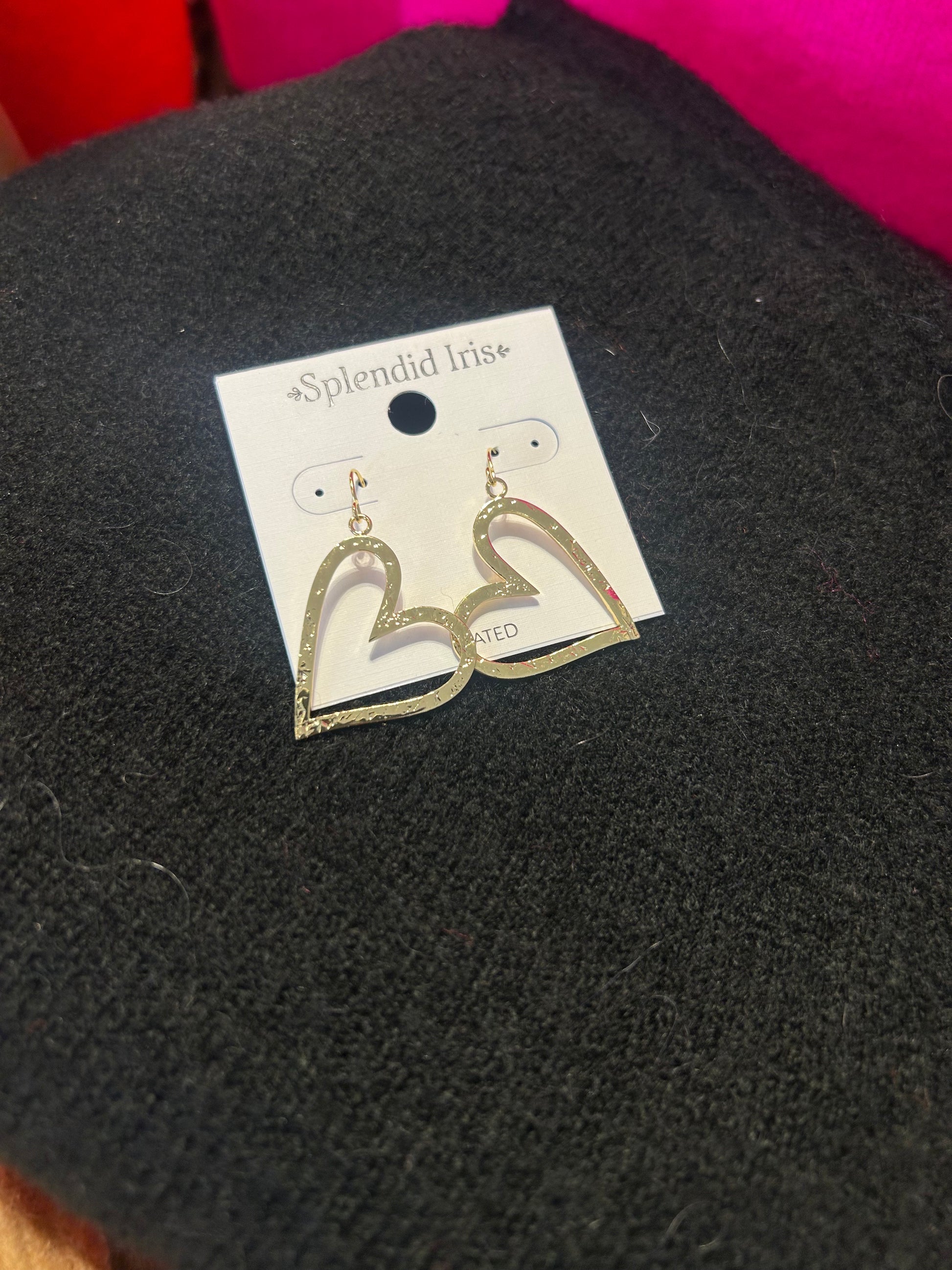 Splendid Iris Crushed Gold Heart Dangle