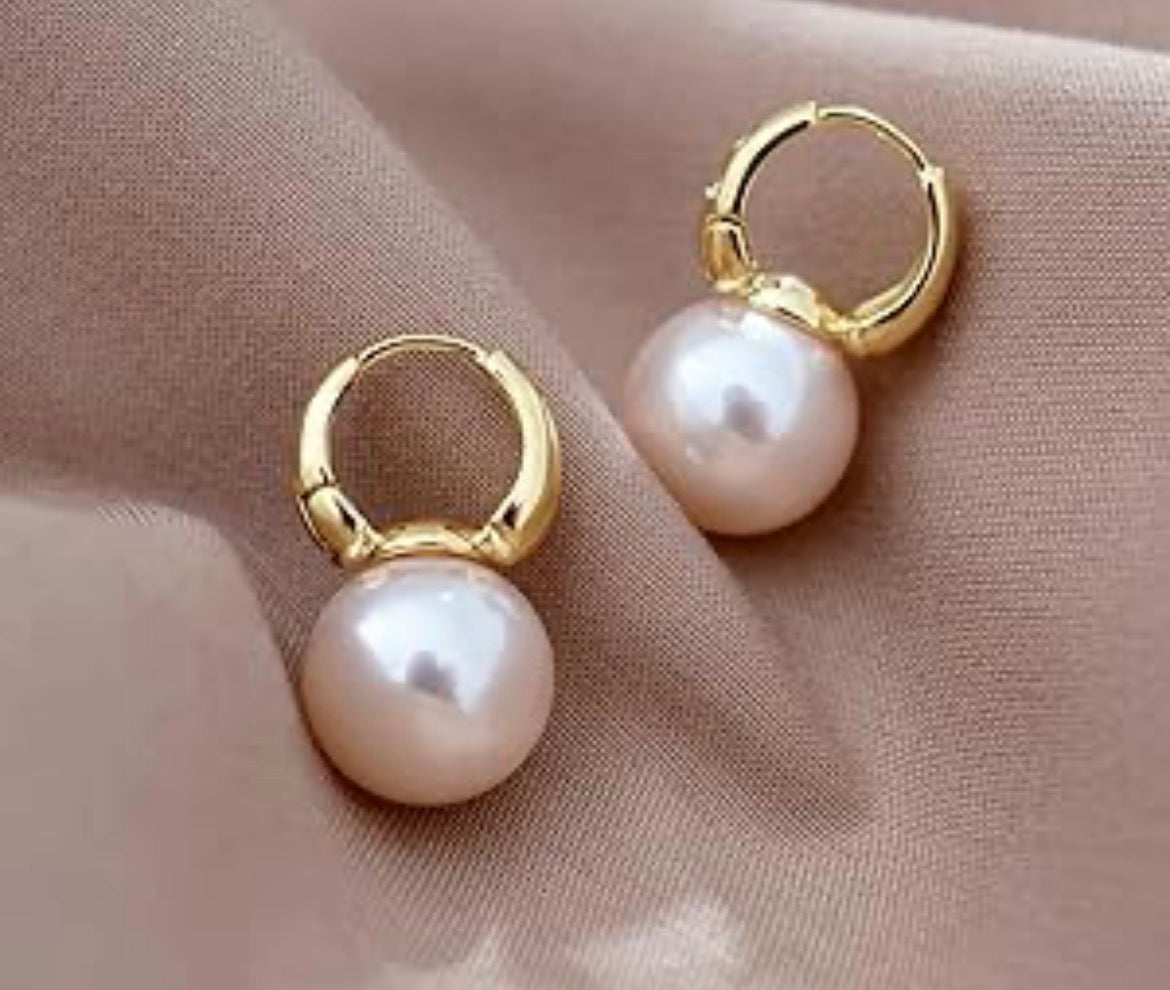 Chunky Gold-Toned Pearl Hoops